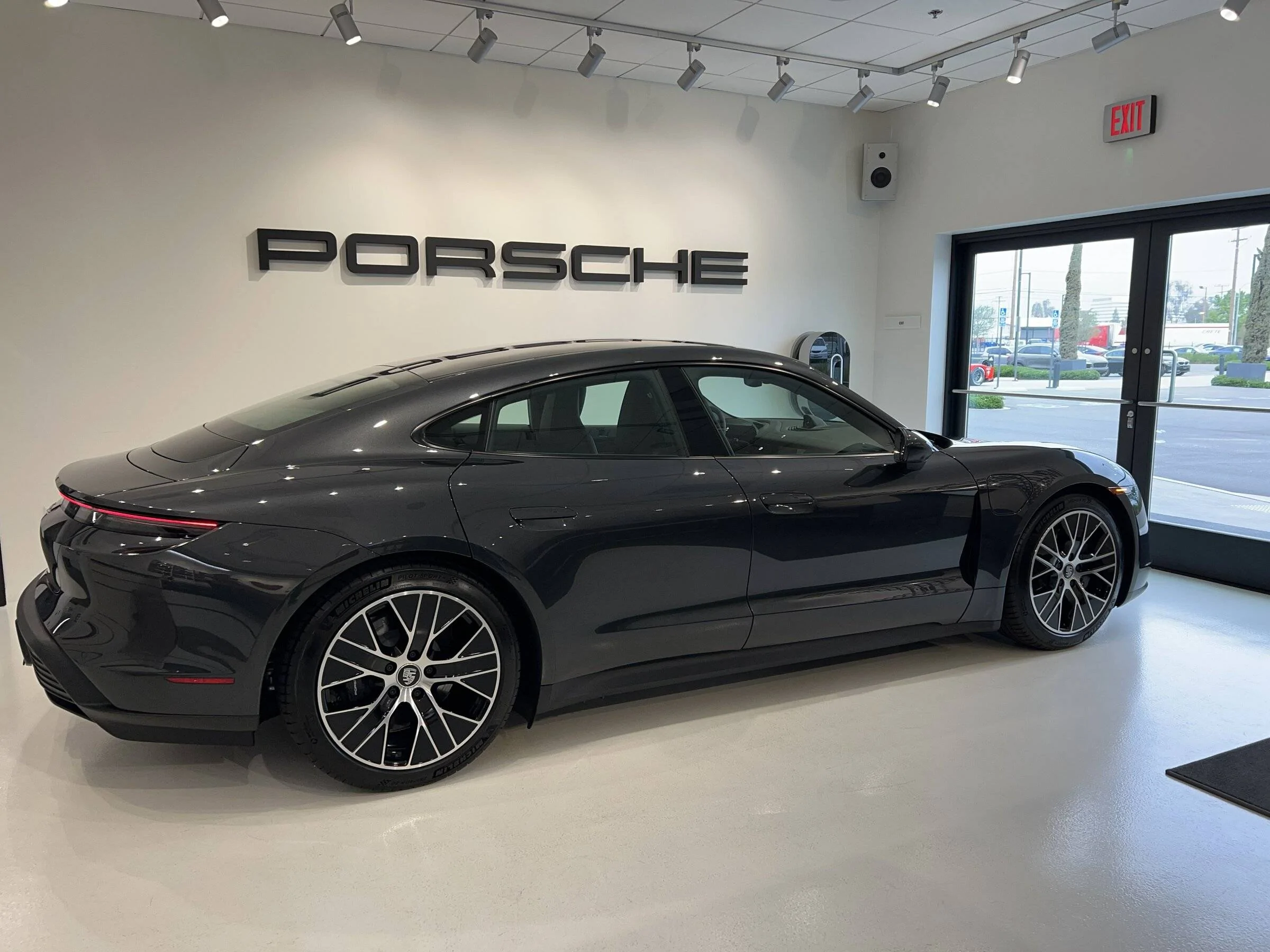 Porsche Taycan Definitive Cross Turismo Delay/Stop-Order/Held in Port Thread E3D60959-C2D0-4272-AD2C-3CDA22D70B26