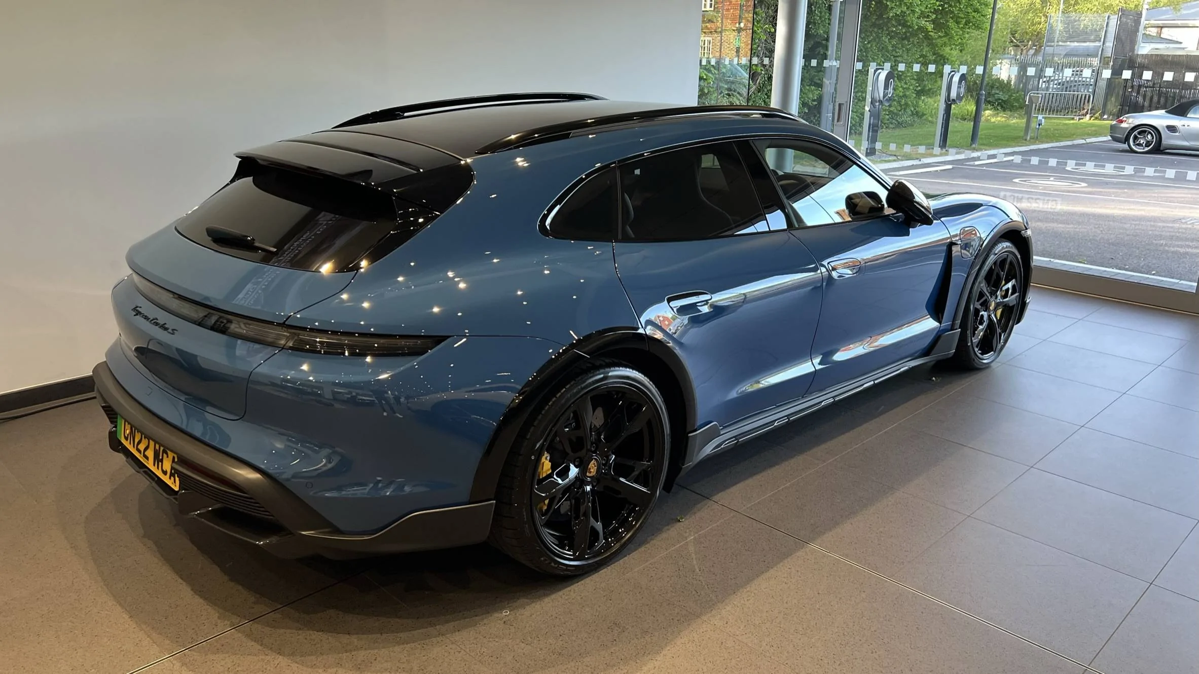 Porsche Taycan Burmester Amp Missing IMG_2374