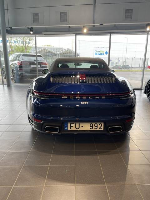 Porsche Taycan Moving away from 4s to 911 5AB8C1BF-E349-423F-8CEA-921D066461AC