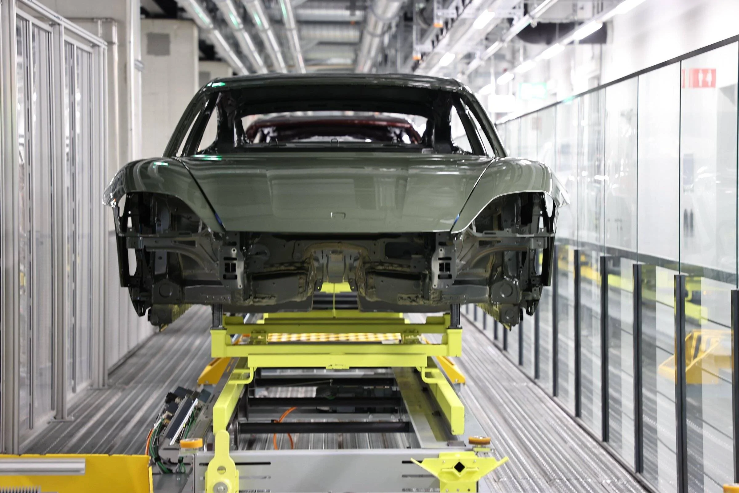 Porsche Taycan 📸  How to Find Your Taycan Production Photo From Assembly Line 09EAB4DA-23BE-49A9-9AF0-356C69CC9989
