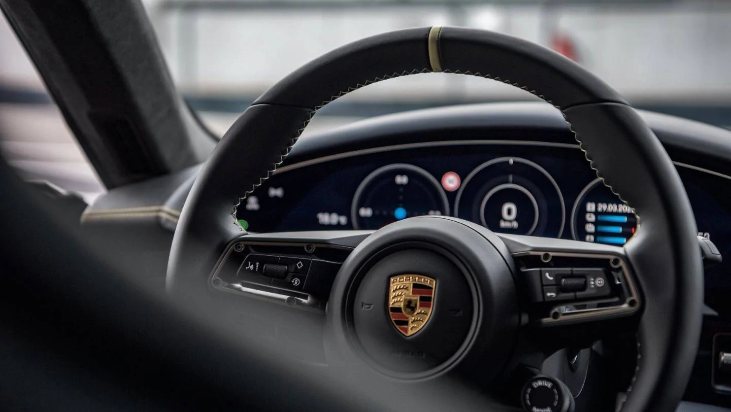 Porsche Taycan Taycan GTS Hockenheimring Edition😉 TIS_3322_RGB