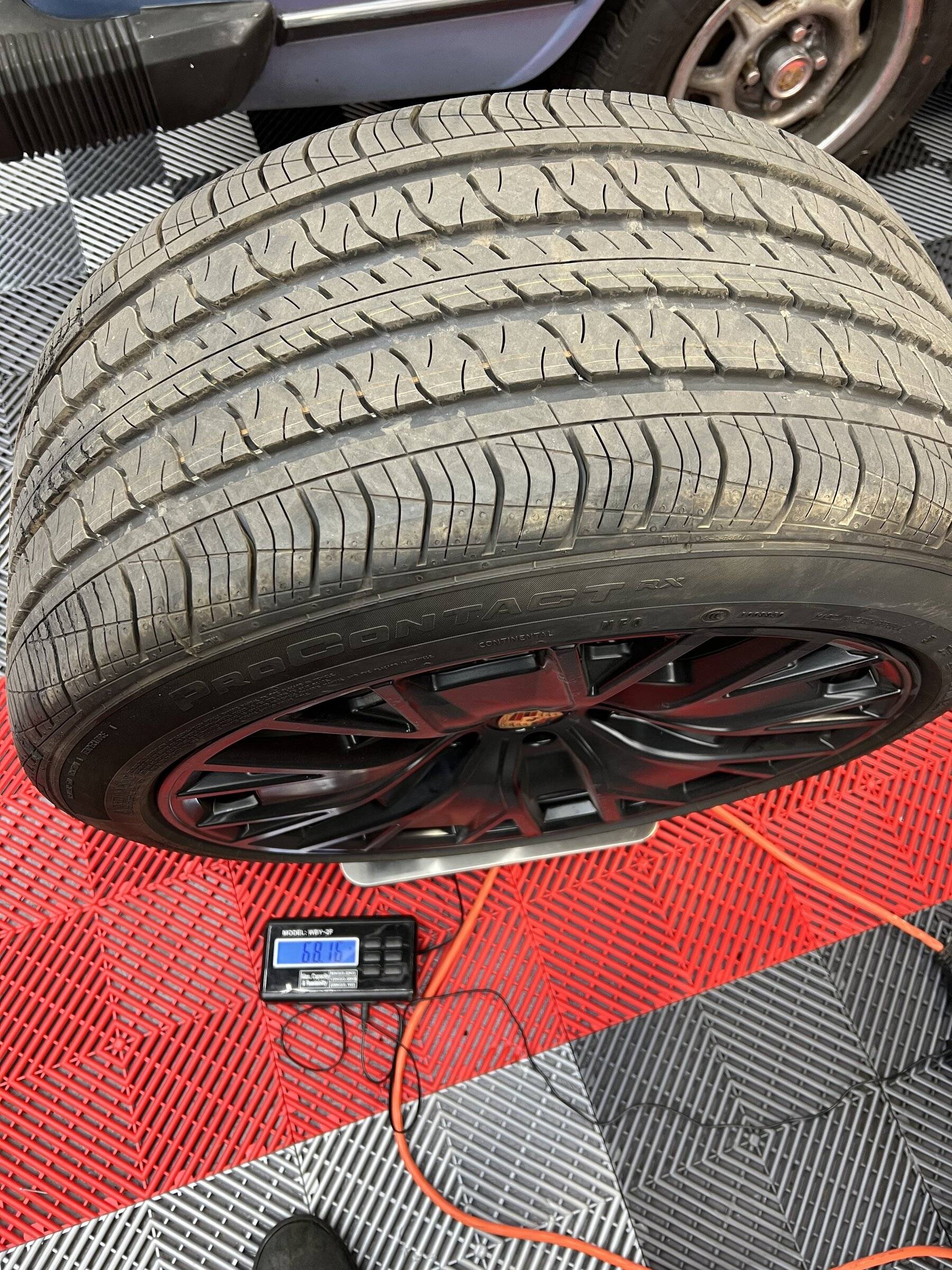 Porsche Taycan Signature Wheel - Now Here For The Taycan! A7BA7F95-3A75-4BA5-A7CF-0275BE40C953