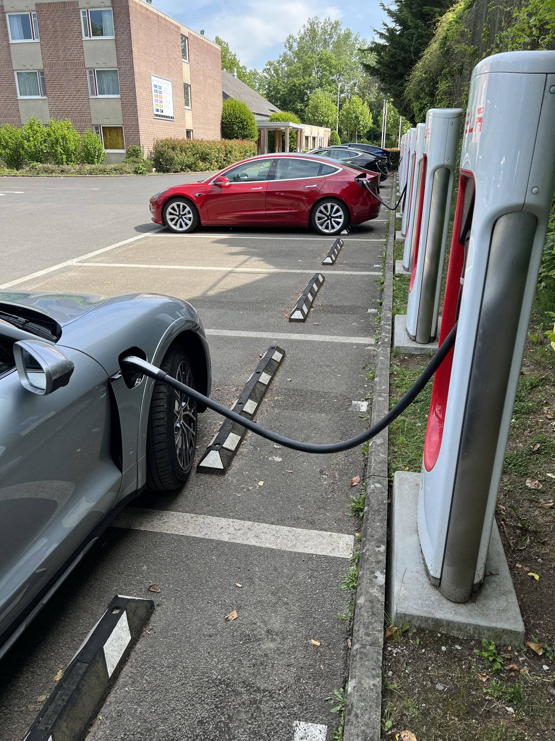 Porsche Taycan Anyone tried charging their Taycan at a Tesla Supercharger? 29E2749E-0FE6-4C2F-99E9-EAC4B8C719E6