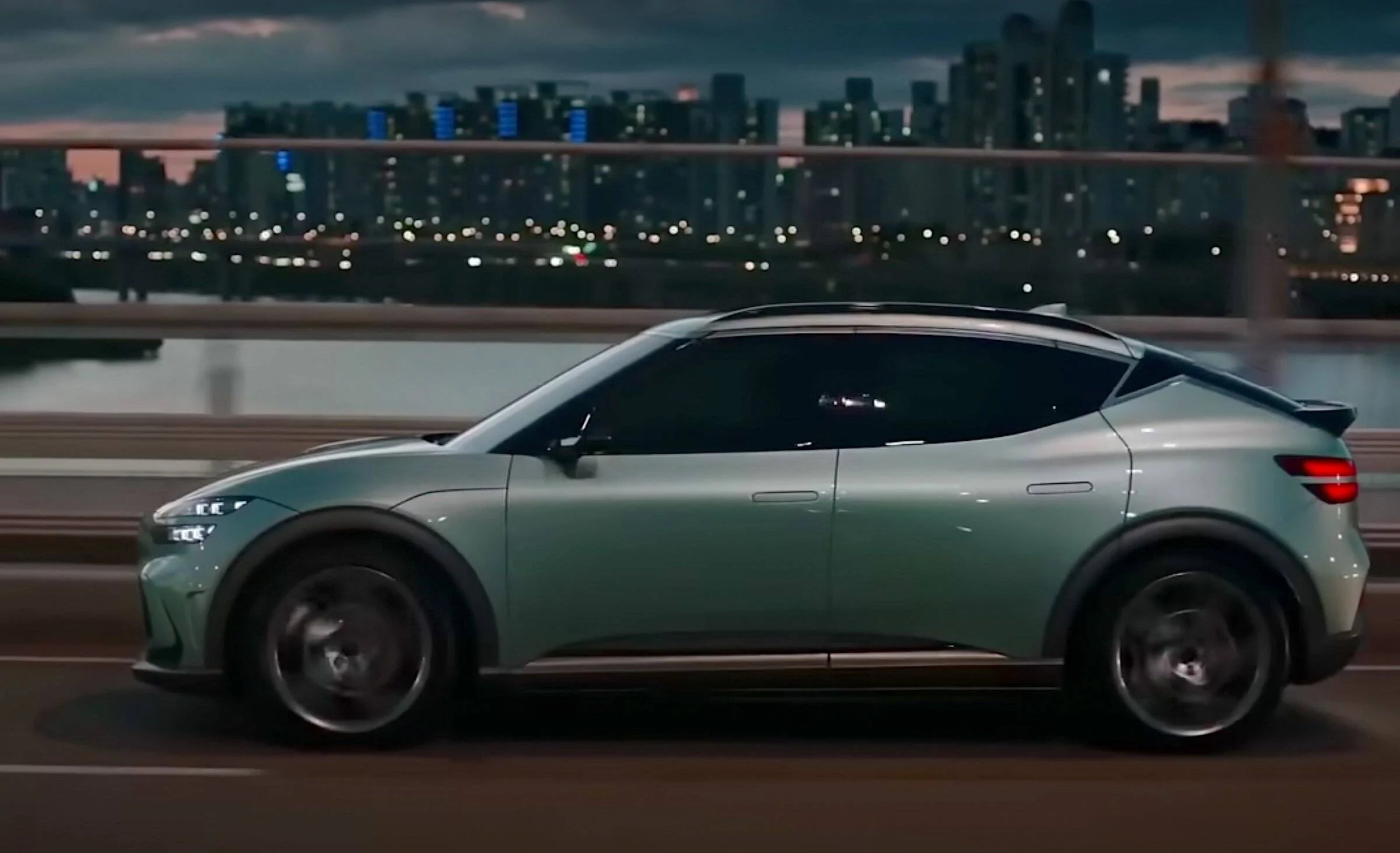 Porsche Taycan GENESIS GV60 -- I have one on order, should I keep it or cancel? _GV60j