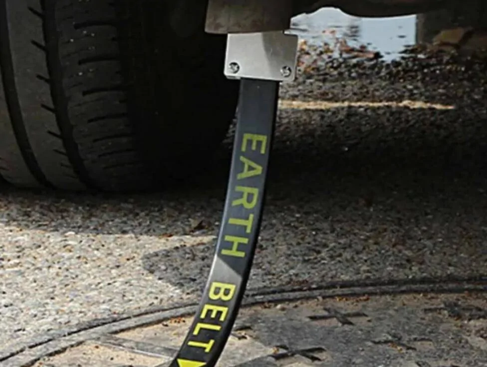 Porsche Taycan electric shock??!!! 1653462521931