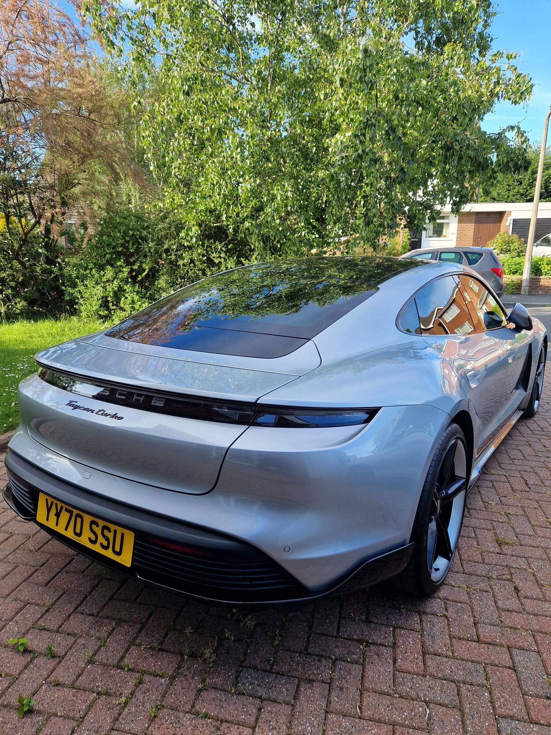 Porsche Taycan DOLOMITE SILVER Taycan Club 20220519_182717