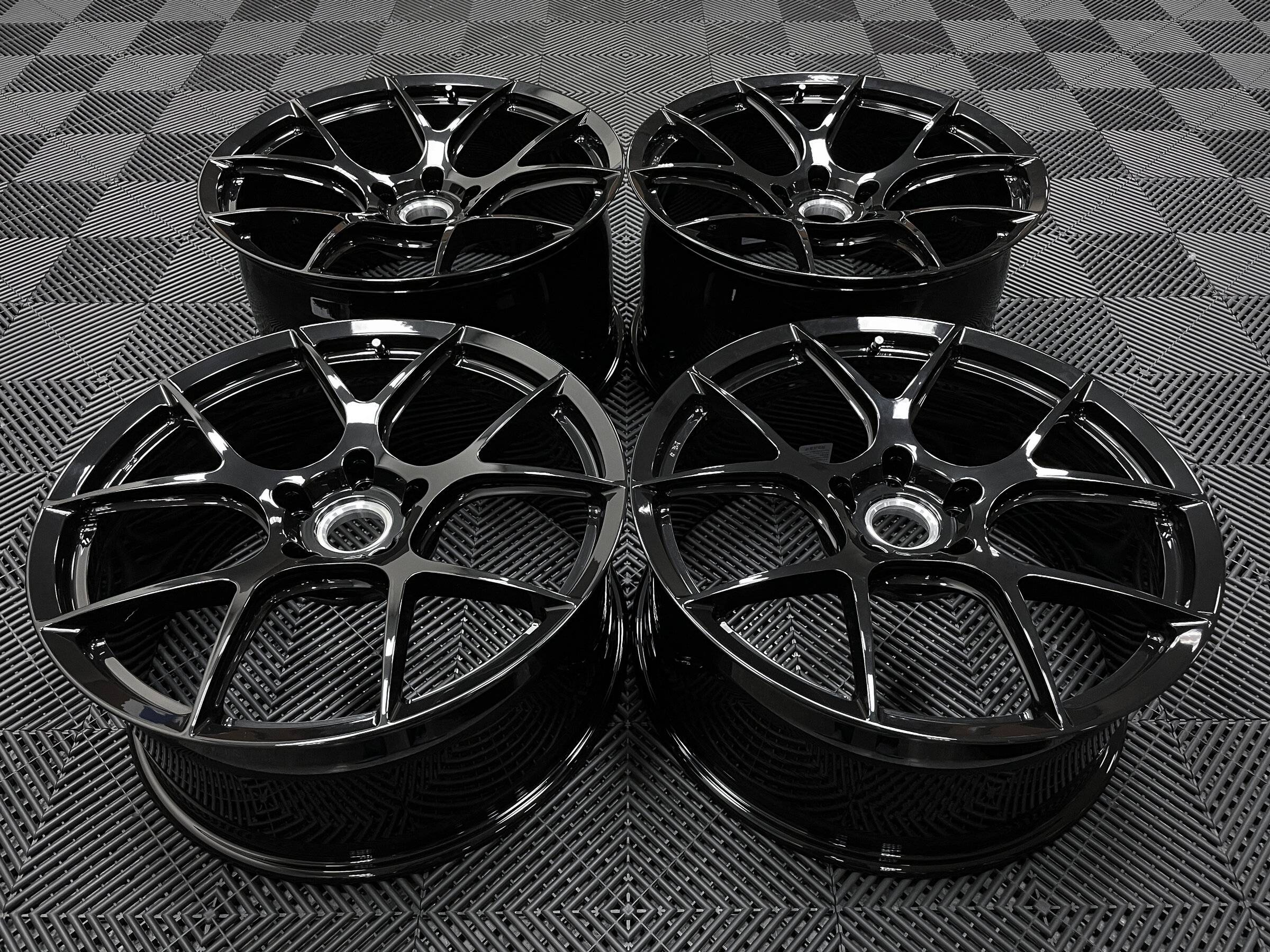 Porsche Taycan Porsche Taycan Aftermarket Wheel INV6648CP.JPG