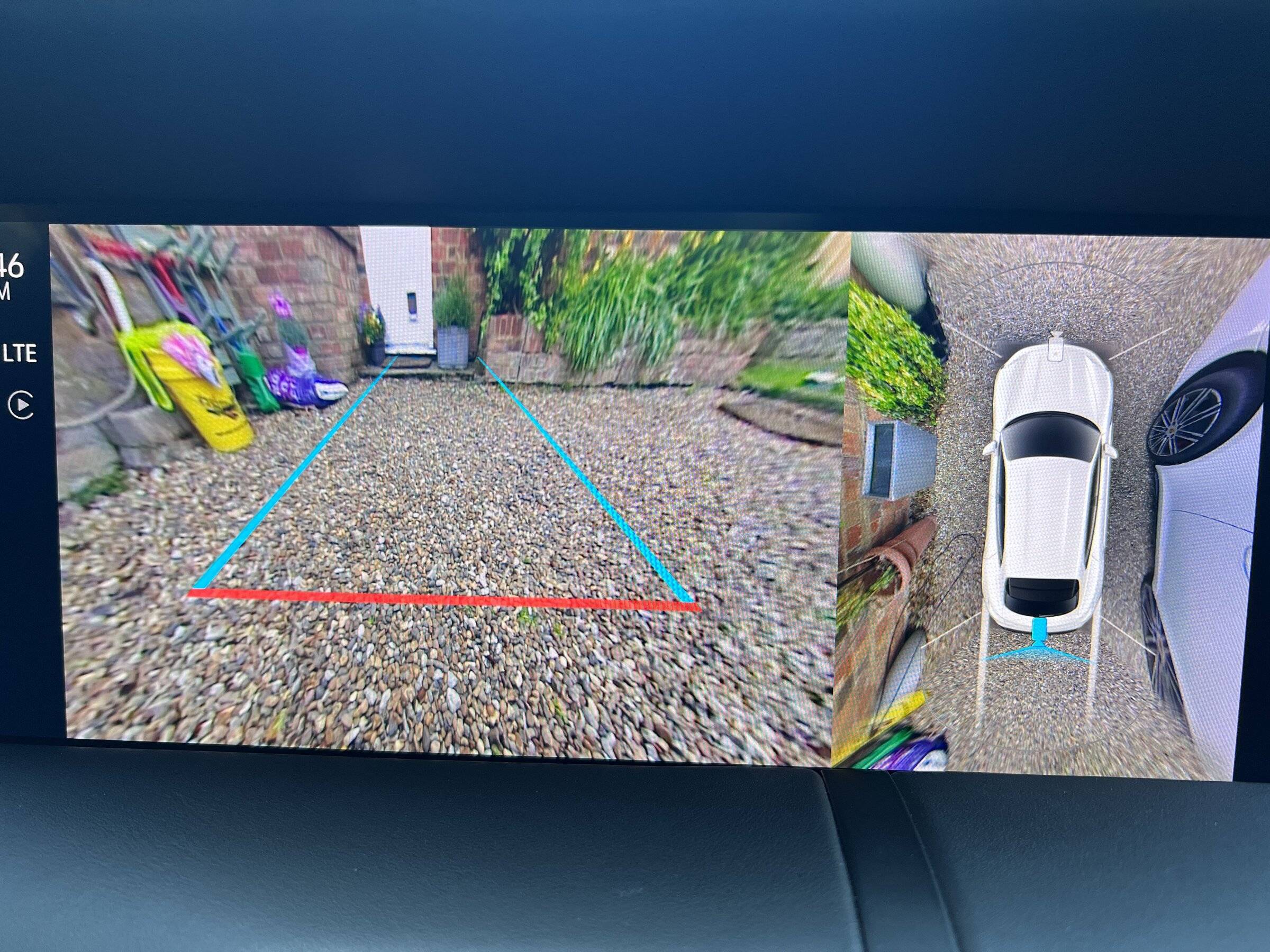 Porsche Taycan Retrofit Macan Camera? Standard 