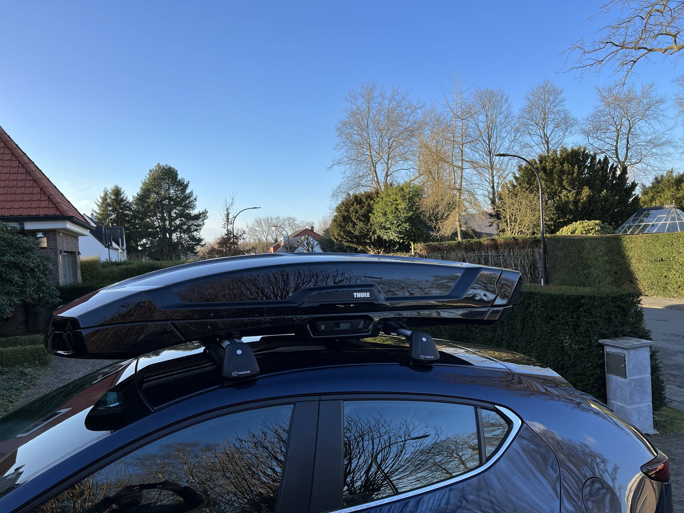 Porsche Taycan Anyone got the Porsche roof bars and box? 405F288A-15BE-46A2-A9E9-56709CA01608