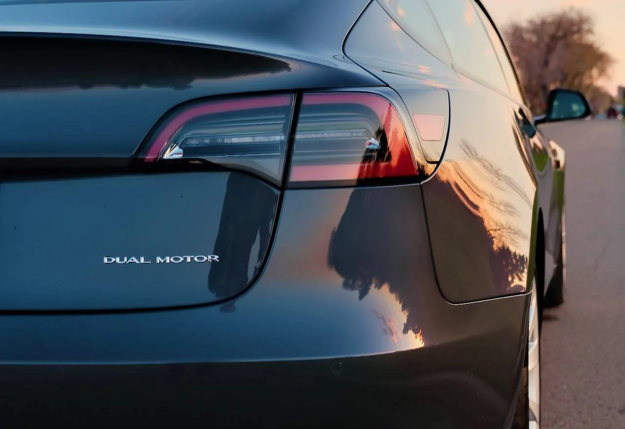 Porsche Taycan A Taycan Owner Buys a Tesla: Informal Battle of Two (Very Different) EVs! 2022 05 UNIT - 1 (2)