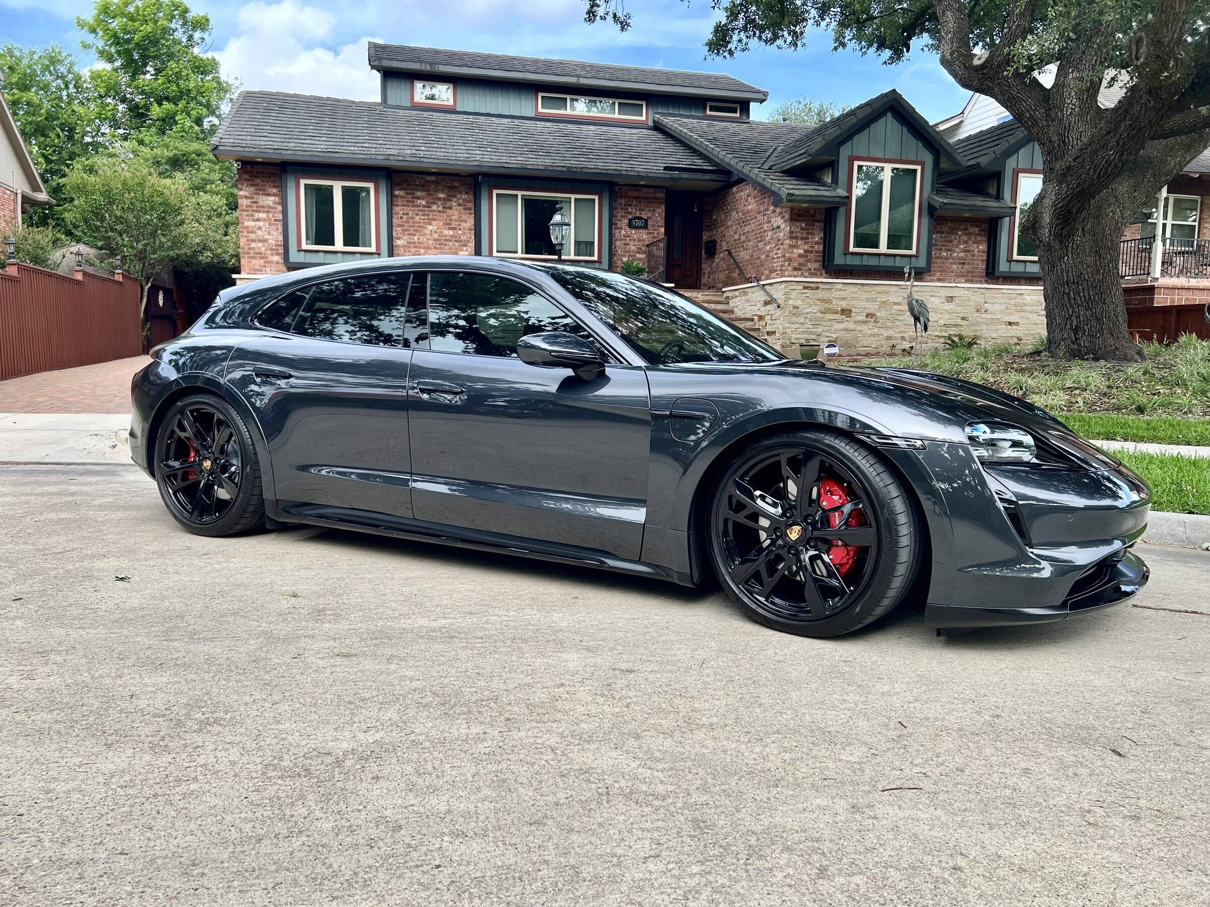 Porsche Taycan A 2022 Cross Turismo 4S: From Order to Delivery to Mods IMG_5598