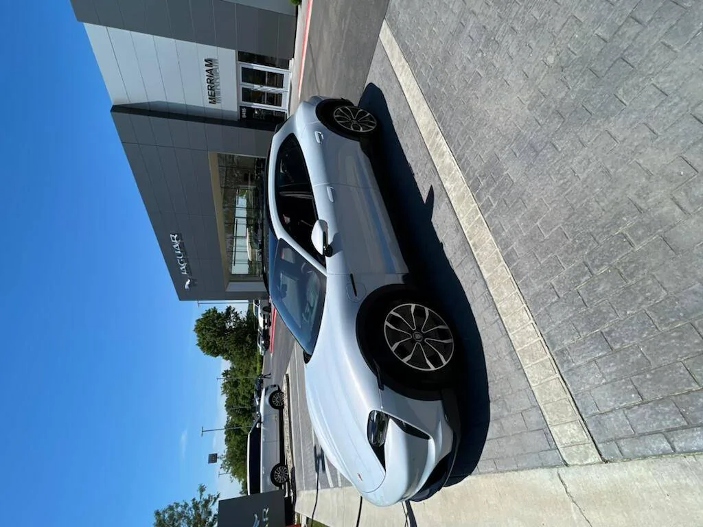 Porsche Taycan ICE GREY Taycan Club tempImageOBVbl3