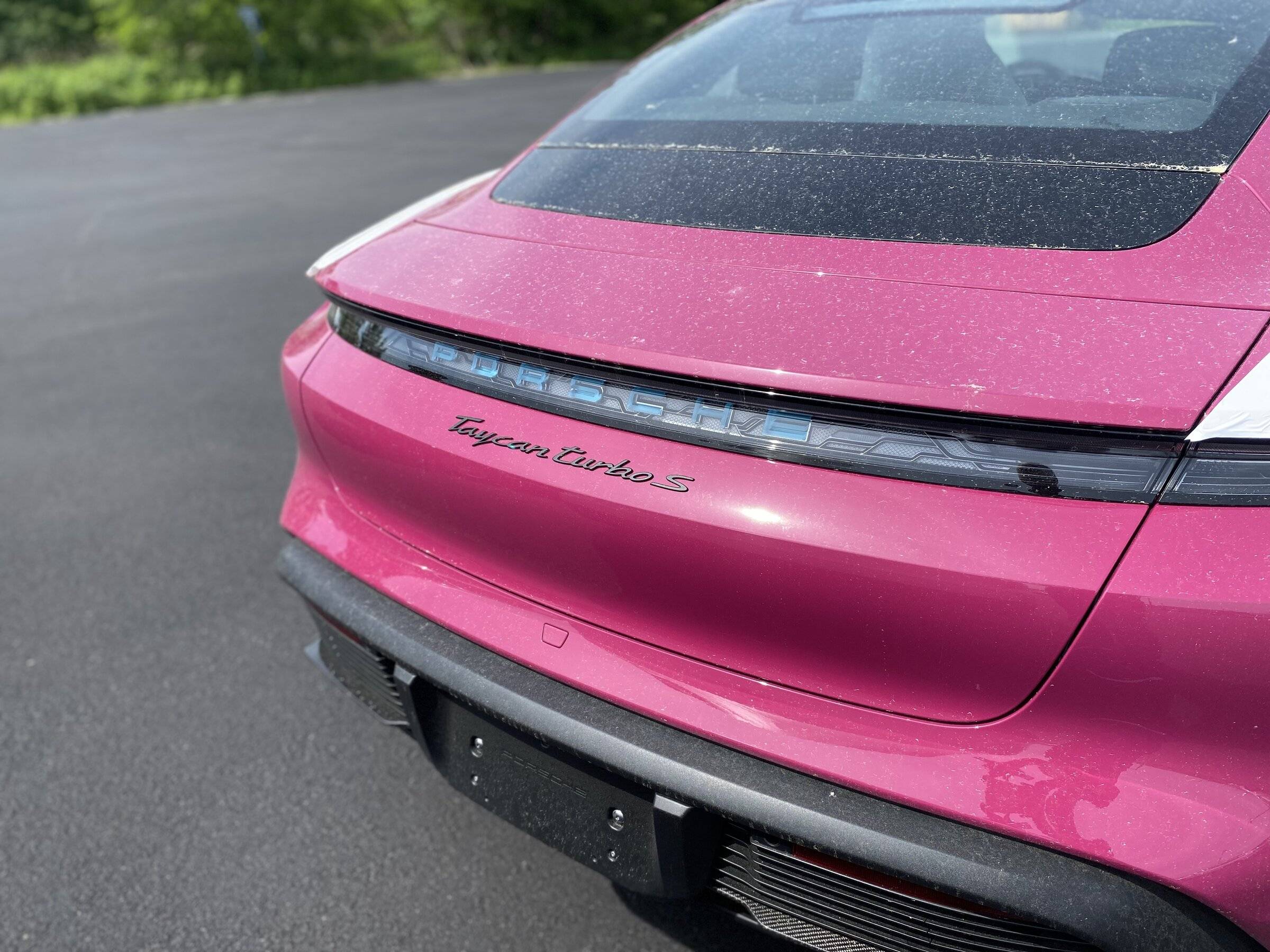 Porsche Taycan PTS Ruby Star Taycan Turbo S BF002B7A-A806-416D-BEDF-26074B3AB9D7