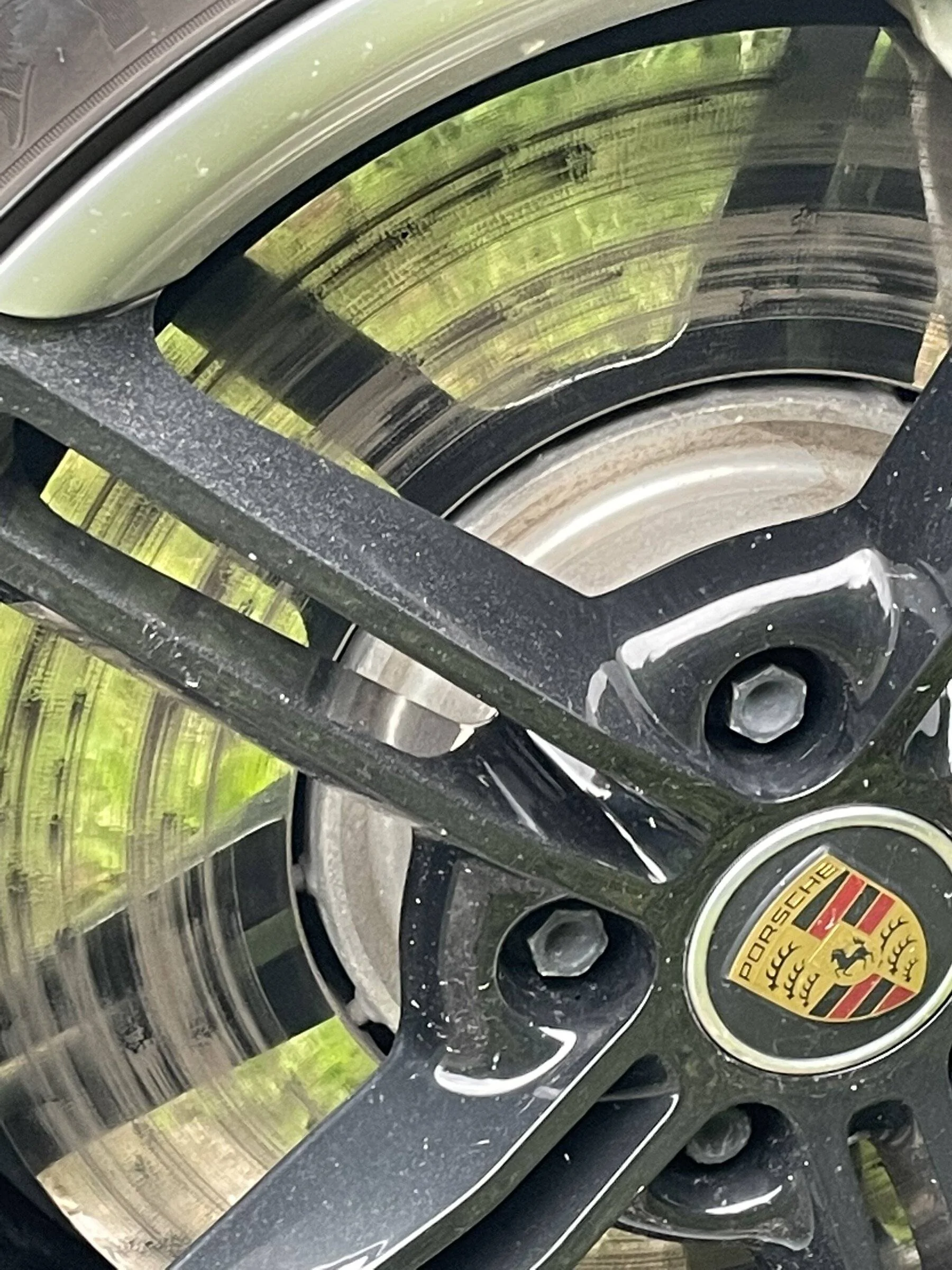 Porsche Taycan PSCB Brakes 5D127D3E-C014-41B0-8447-C462515F73AD