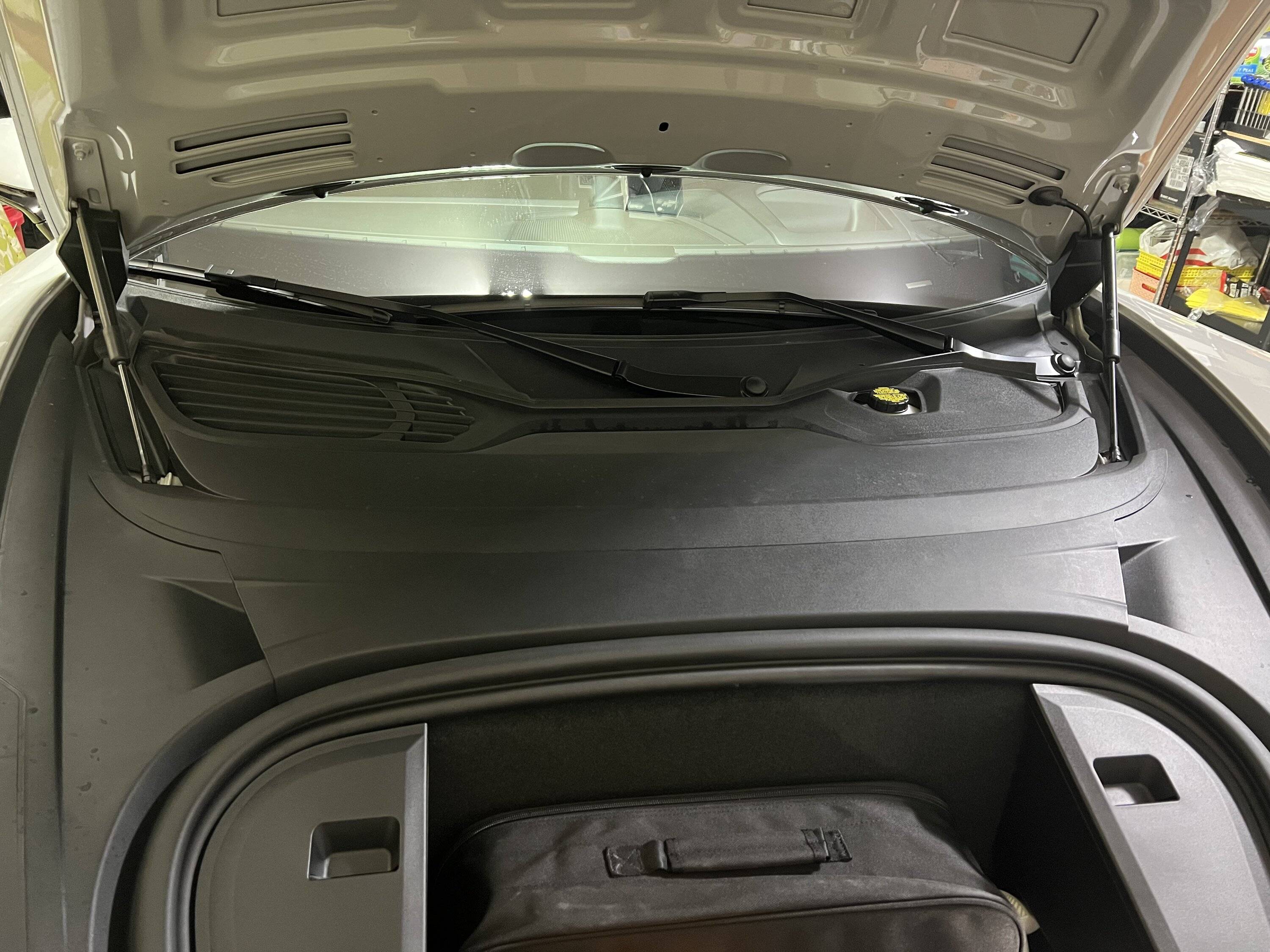 Porsche Taycan How-to: Disconnect 12v battery IMG_1310