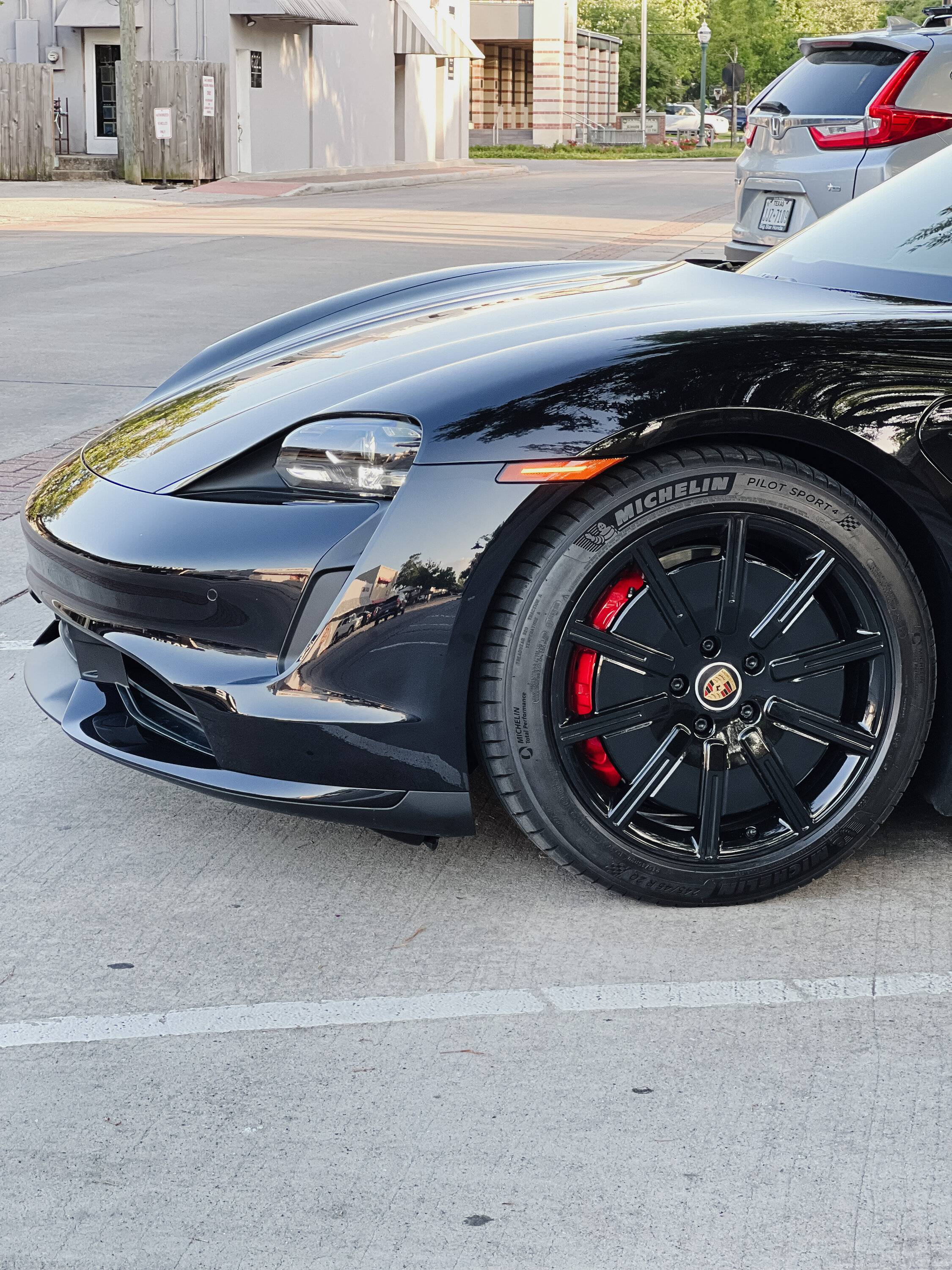 Porsche Taycan June 2022 Deliveries 8FFBCB23-FE7A-4DE1-93CC-2BC82A0DB713