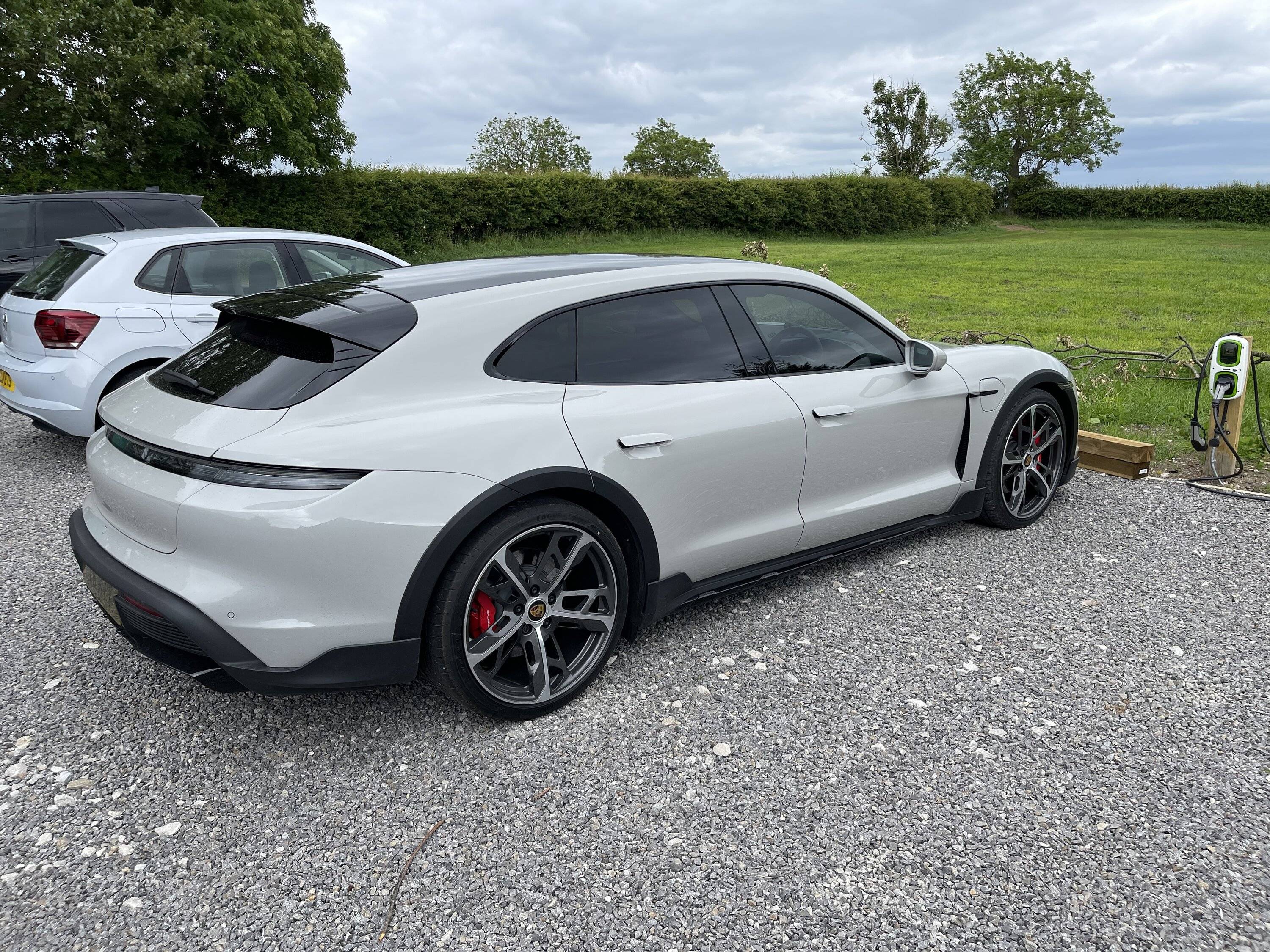 Porsche Taycan Looking for 21 inch alloys to buy! (UK) 6FCD5801-B8F3-44A6-A51A-3B9C3AADB606