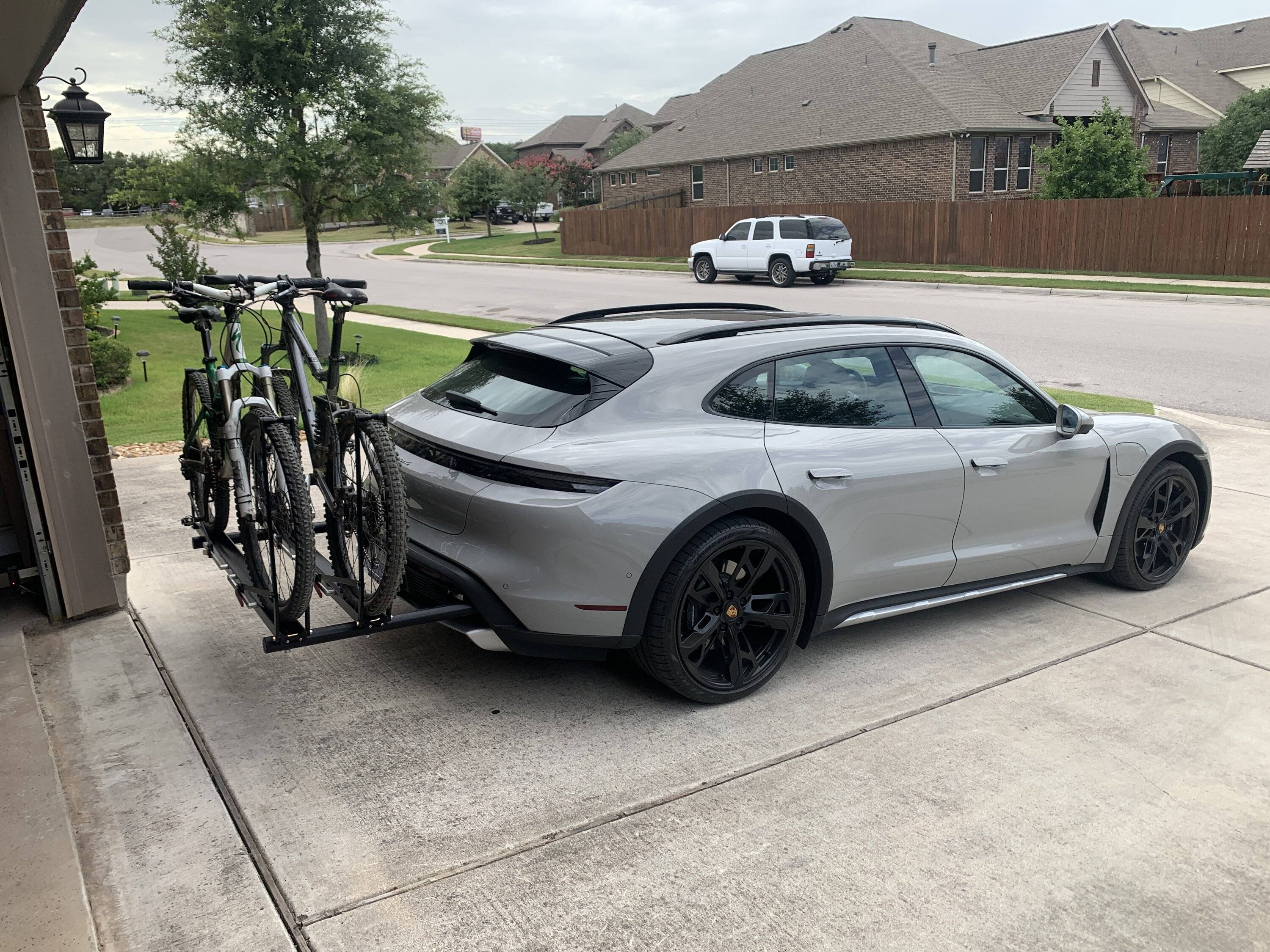 Porsche Taycan Custom Cross Turismo Rear Bike Rack Group Buy 2F0D9DC8-9C8E-4908-BC86-F62EE28D9BF3