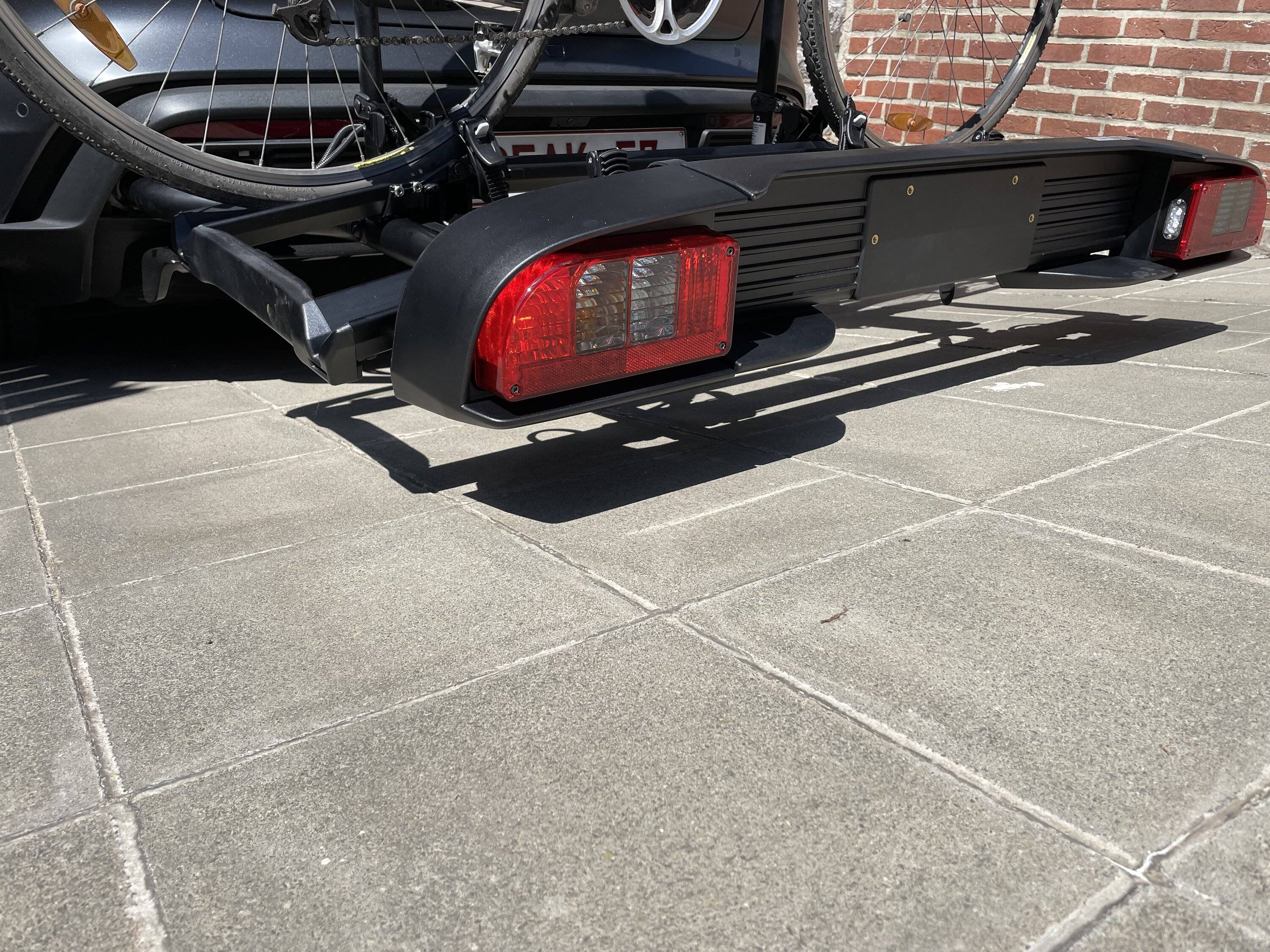 Porsche Taycan Porsche Bike Rack (step by step picture of the installation) 43B75C55-1D5D-4431-BD13-1FCAB8138B10