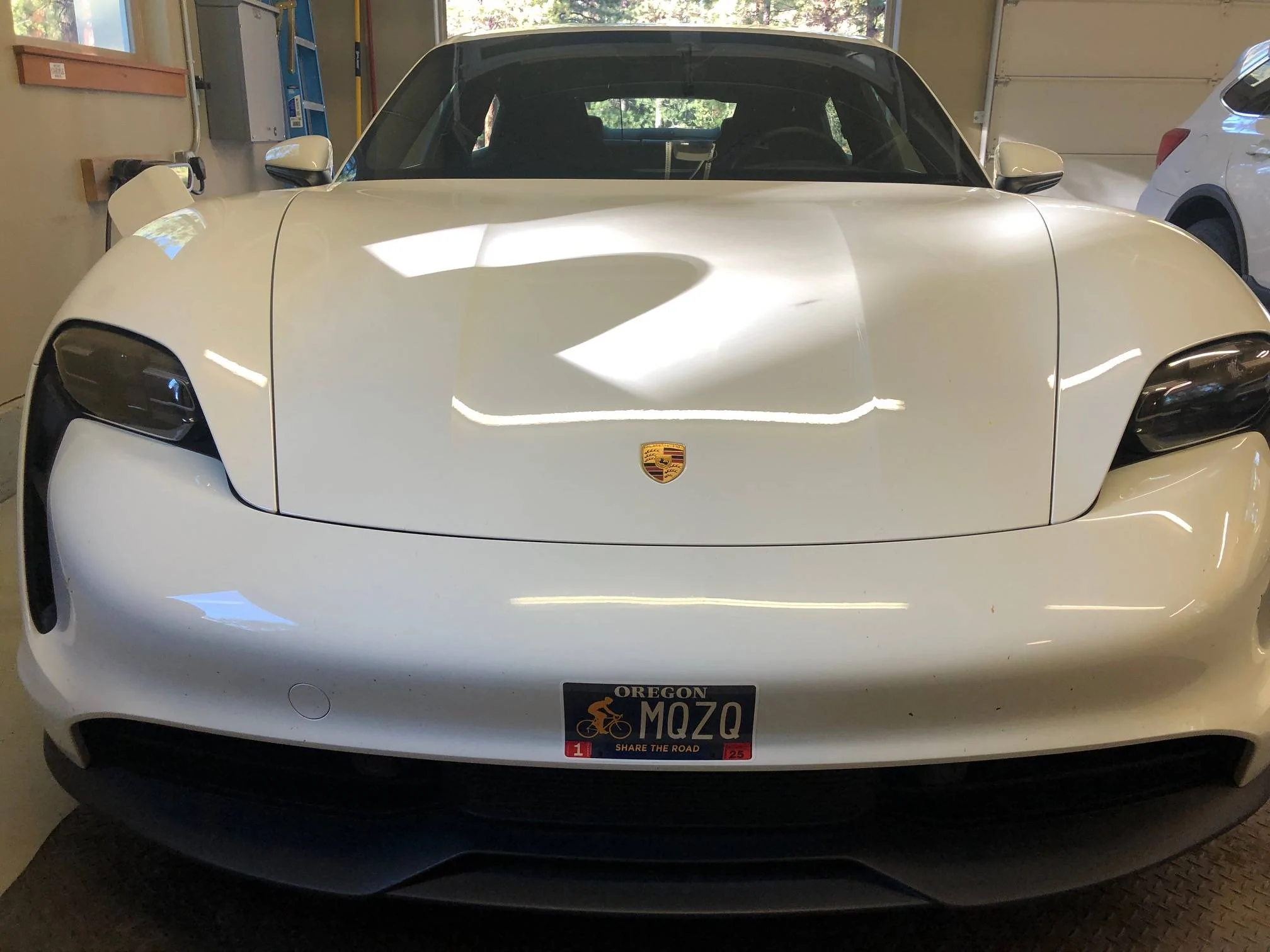 Porsche Taycan Inexpensive Front License Plate Solution Lic2