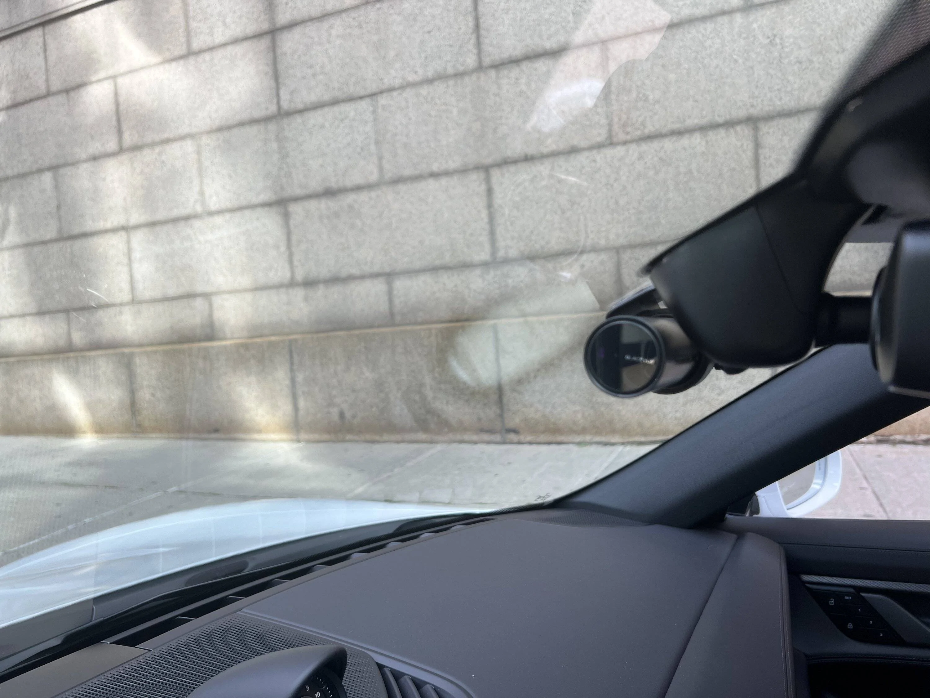 Porsche Taycan DashCam and WiFi 68C60924-5795-41AE-A87E-14EE6768F651