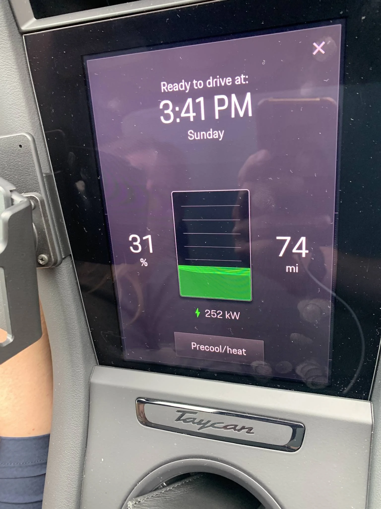 Porsche Taycan Taycan Charging Experience With This Scenario? C35FF677-B95F-47EE-BA28-BA0E3A48F69A