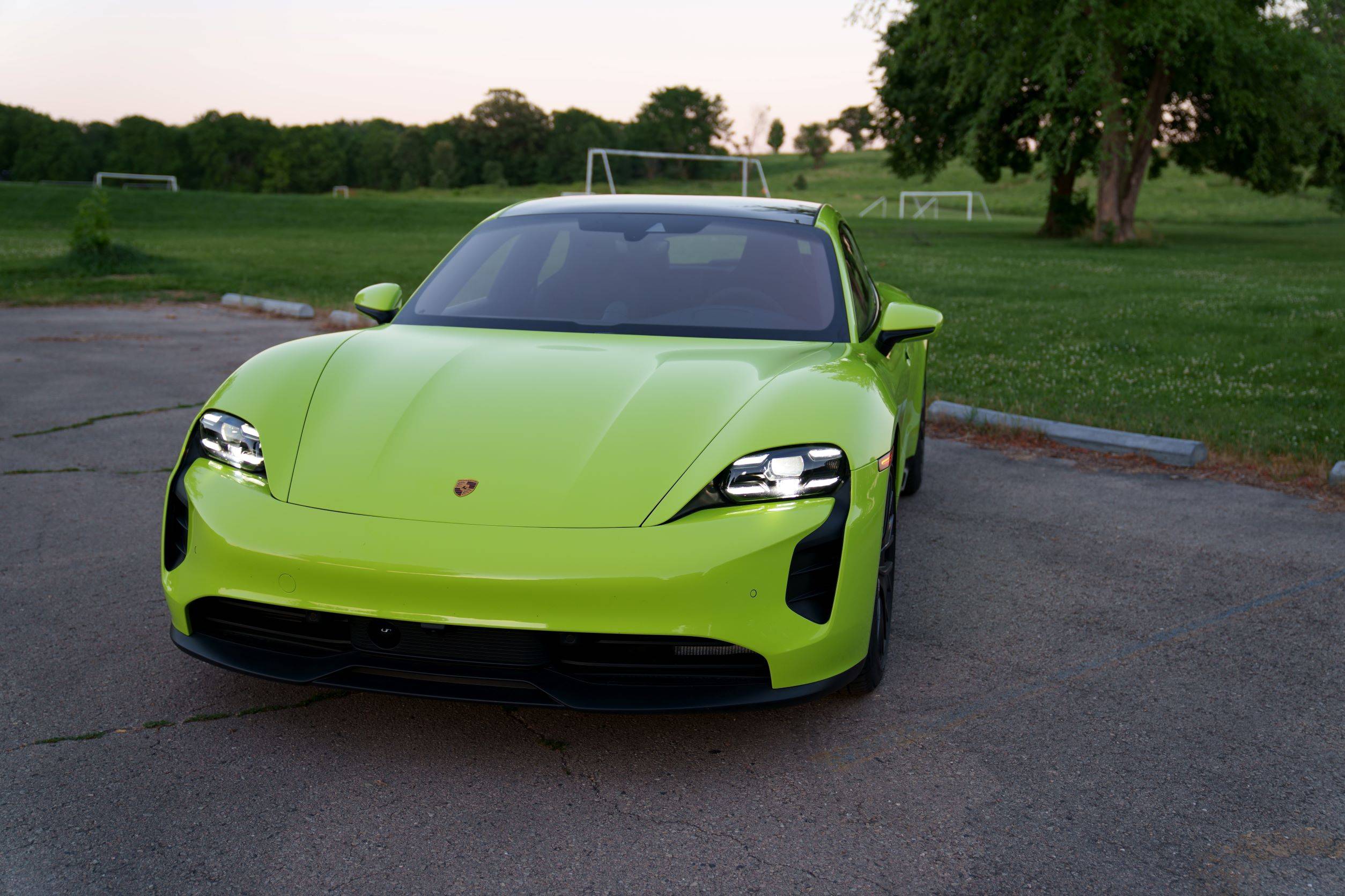 Porsche Taycan 🎨 PTS: PAINT TO SAMPLE Taycan Club & Photos Thread DSC06051(small).JPG