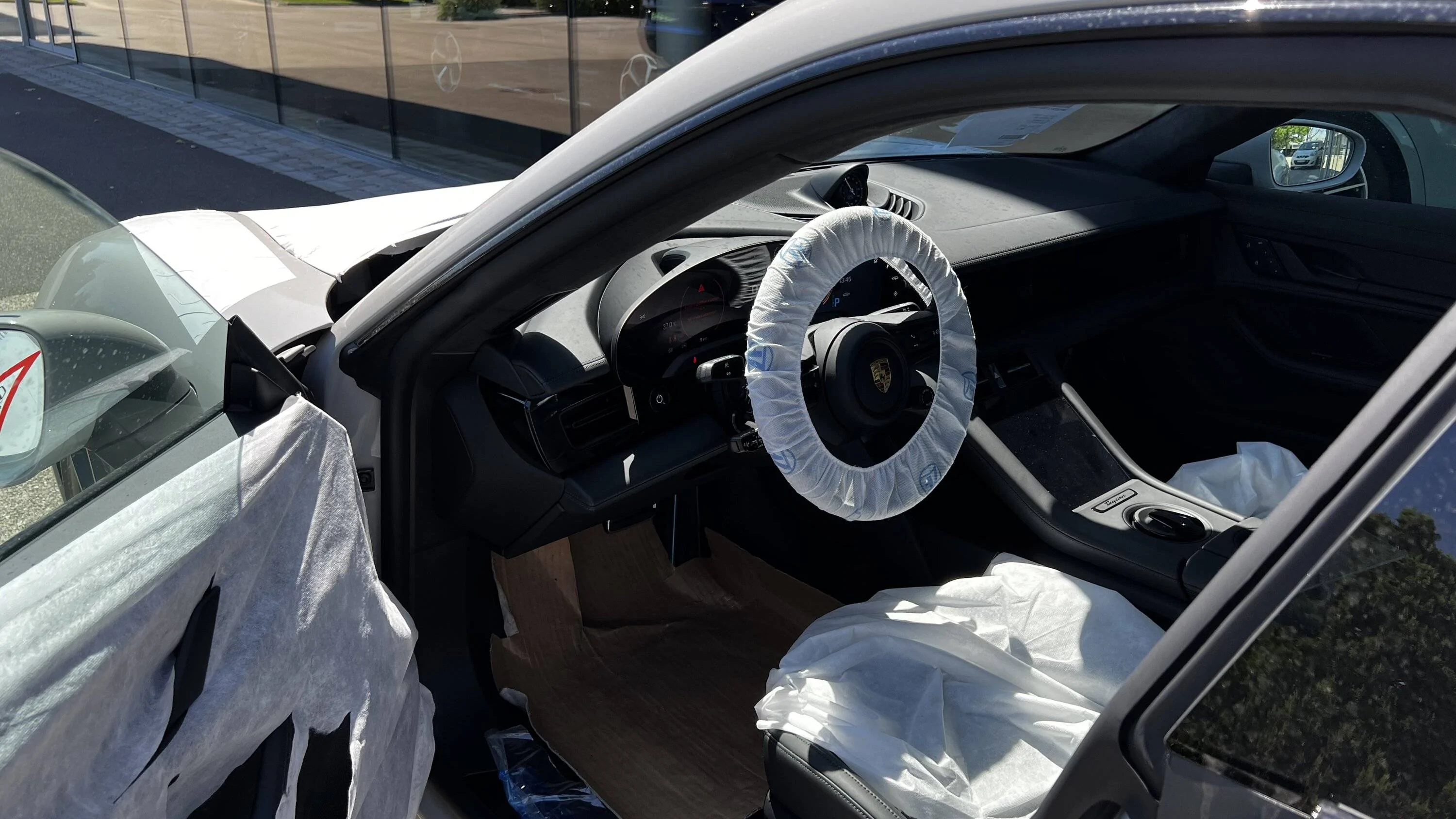 Porsche Taycan Taycan delay - 8 weeks due to battery supplier fire tempImageOsmbuk