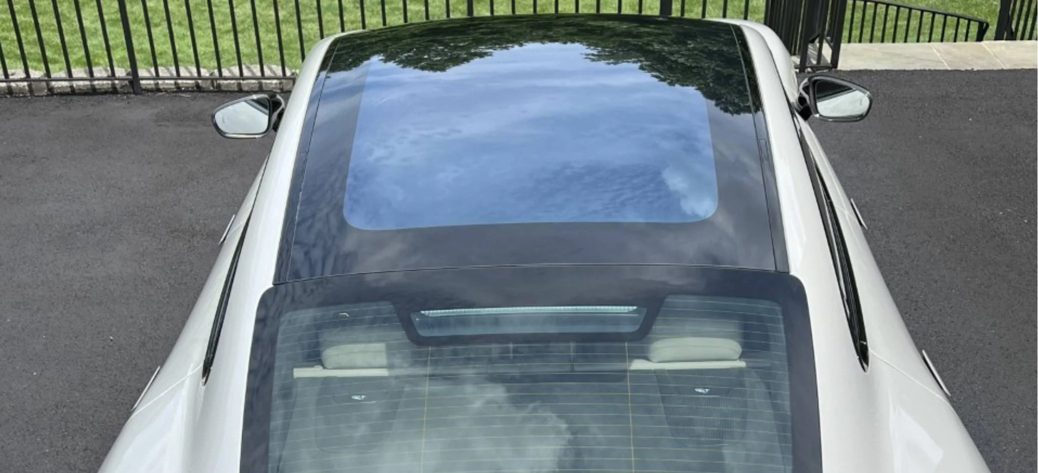 Porsche Taycan Variable light roof Variable light - Clear outsid