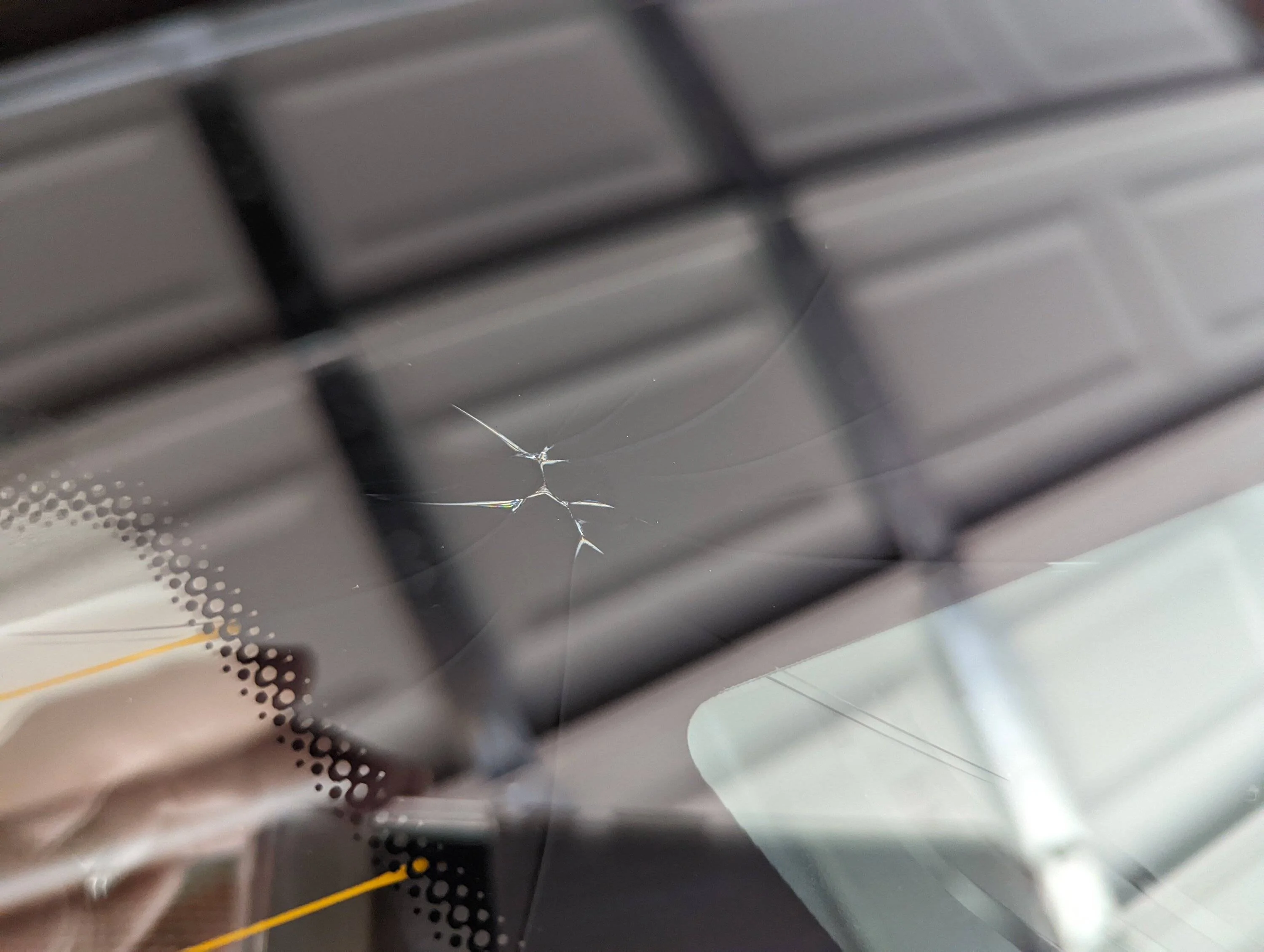 Porsche Taycan Crack in REAR window PXL_20220706_191011030