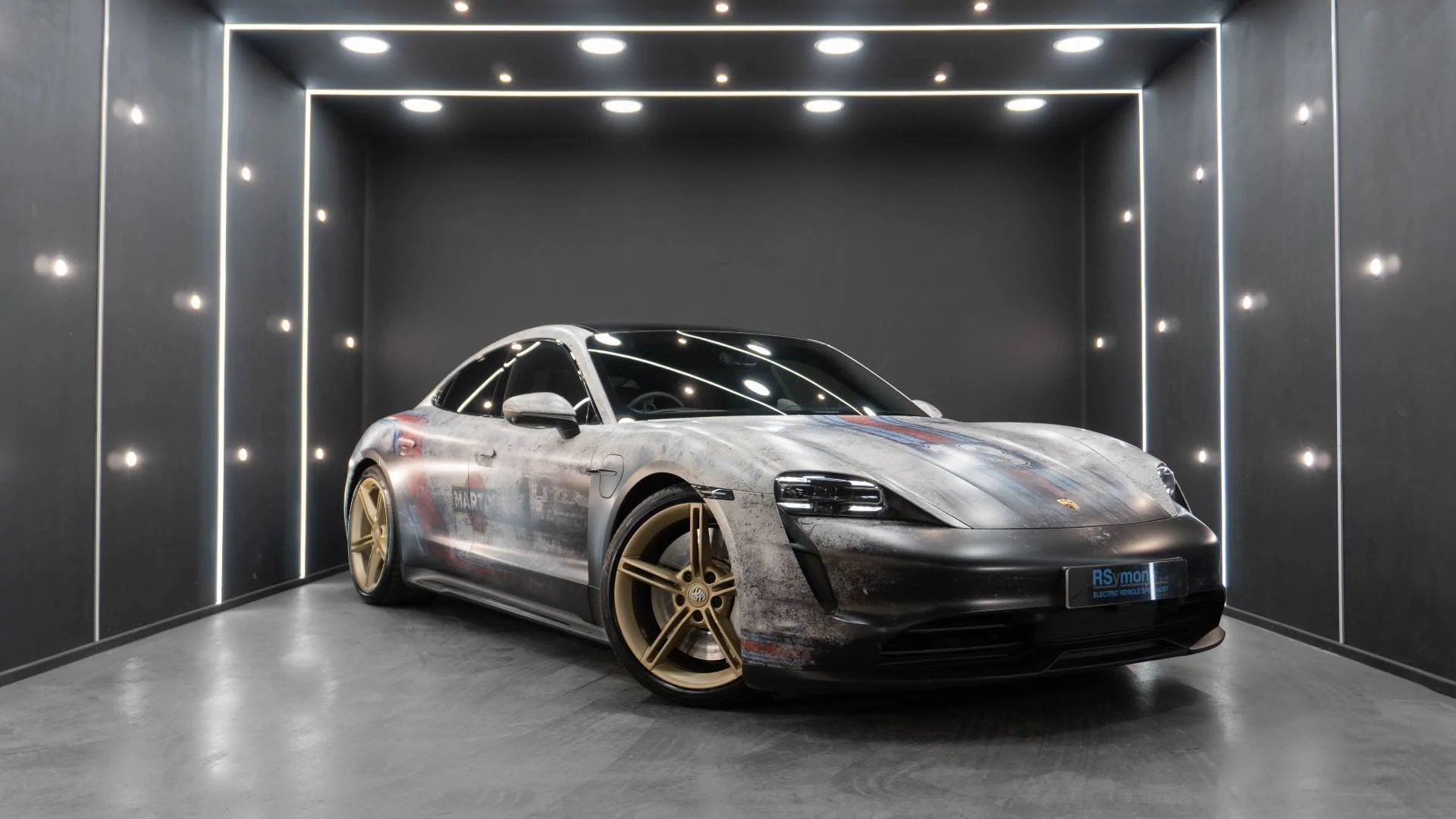 Porsche Taycan I did a thing. Dirty martini. ? 164319209161f11f1b2cc9c_dsc05957