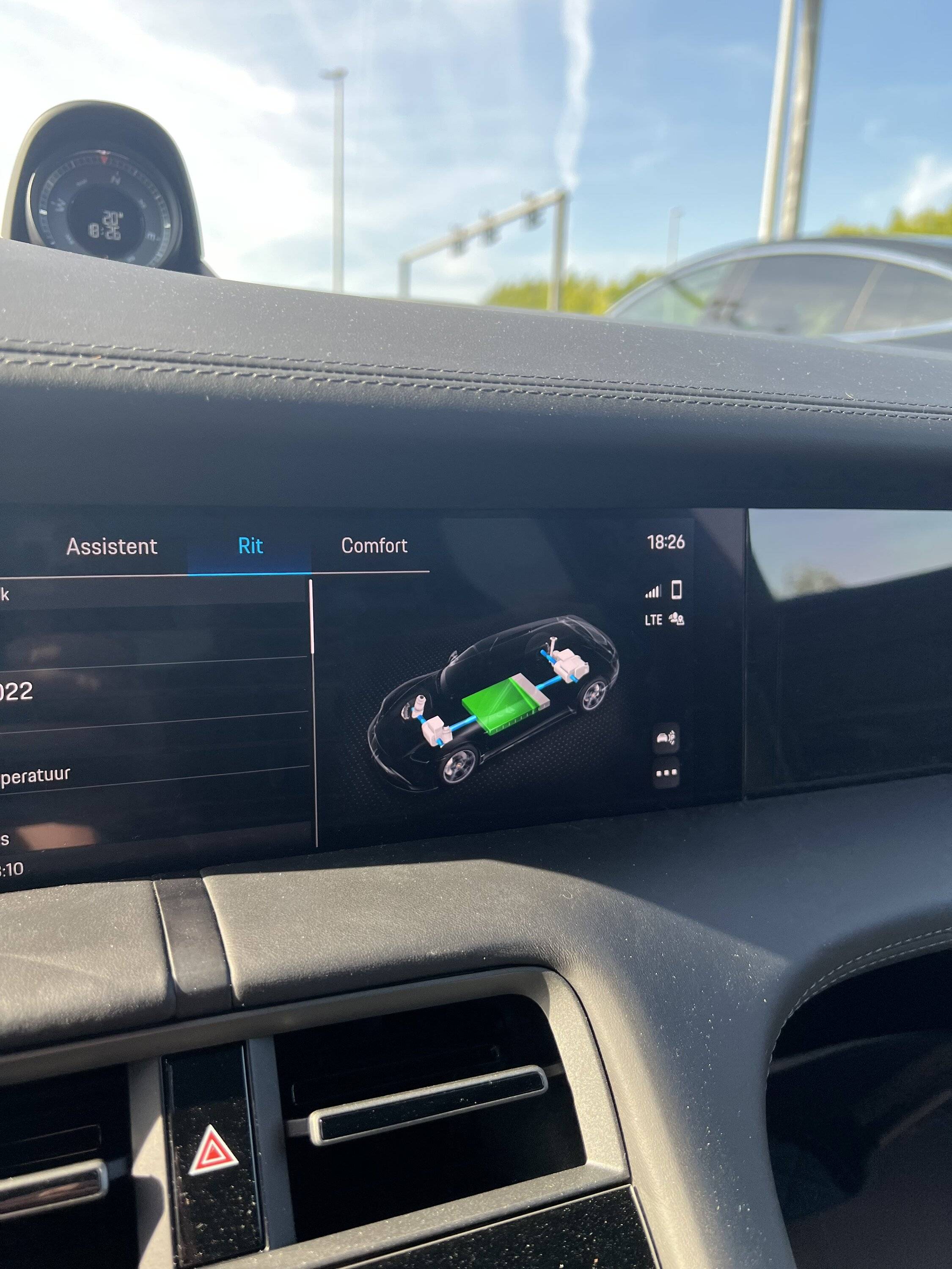 Porsche Taycan Major software update announcement coming July 13th… 2F7975EB-4E44-4B3D-859E-16E3BD1FB62C