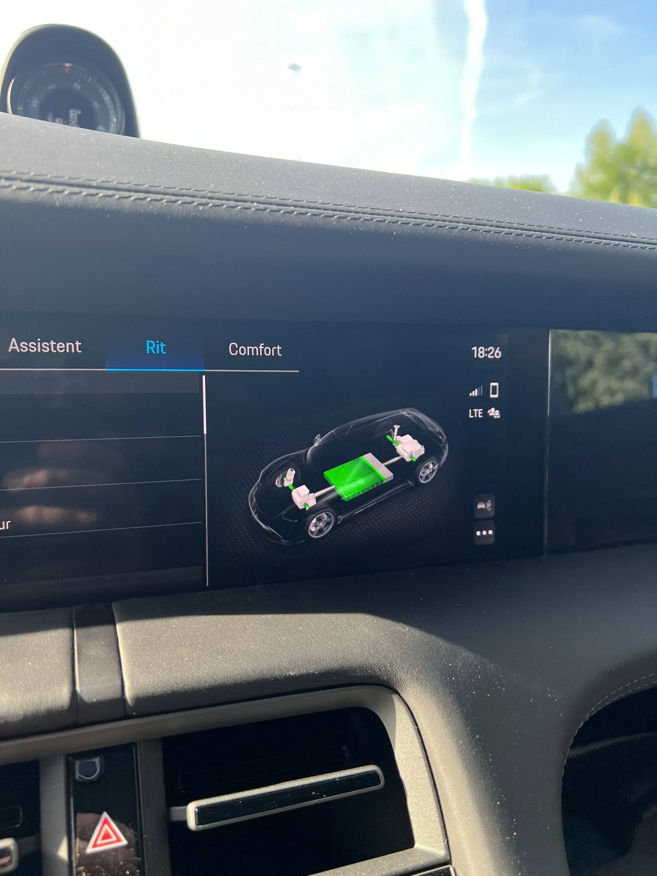 Porsche Taycan Major software update announcement coming July 13th… 640B679F-9672-4E15-904E-7572B6E59F15