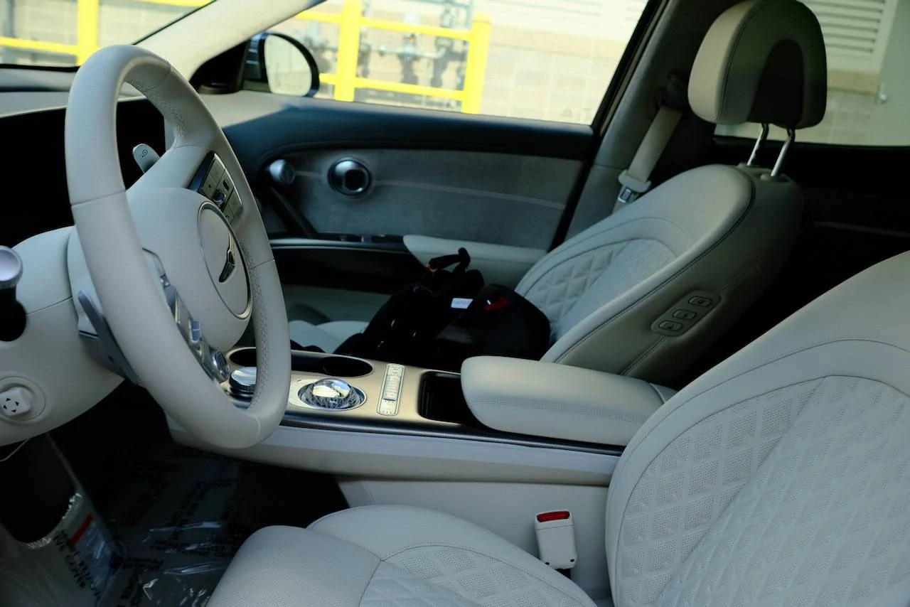 Porsche Taycan GENESIS GV60 -- I have one on order, should I keep it or cancel? 2022 07_ - 1 (5)