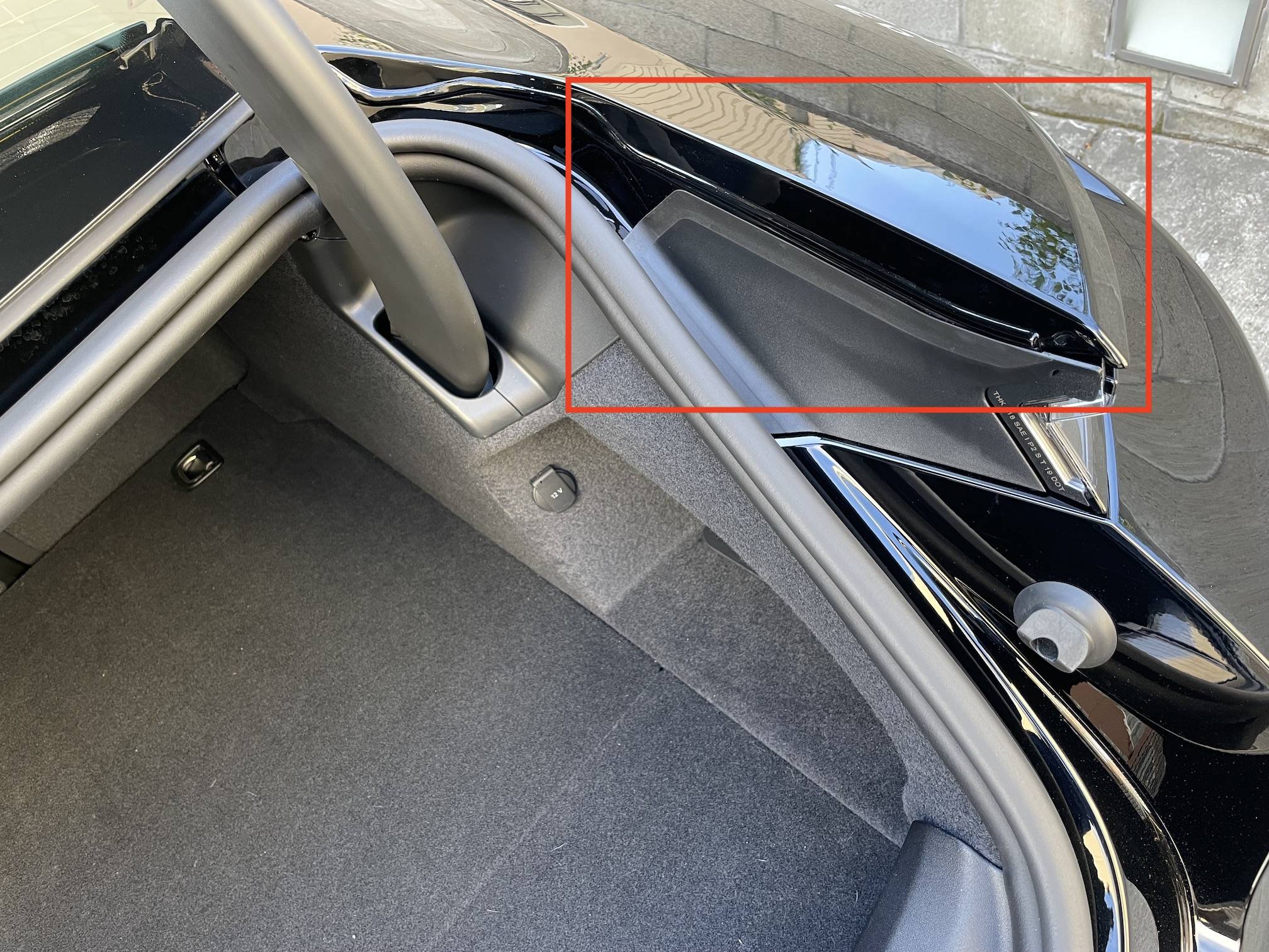 Porsche Taycan Does your Taycan have these (photos attached)? 1