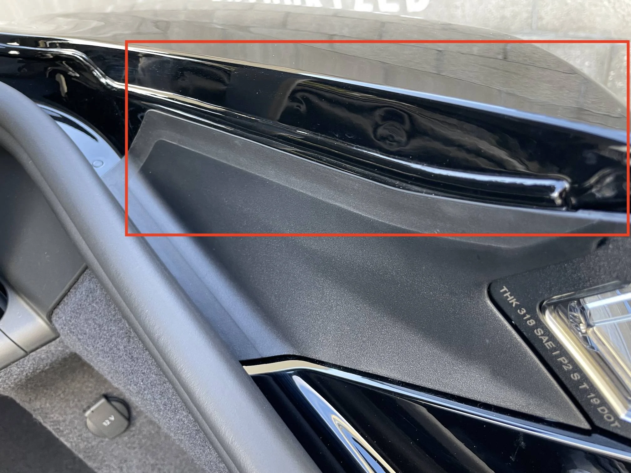 Porsche Taycan Does your Taycan have these (photos attached)? 2
