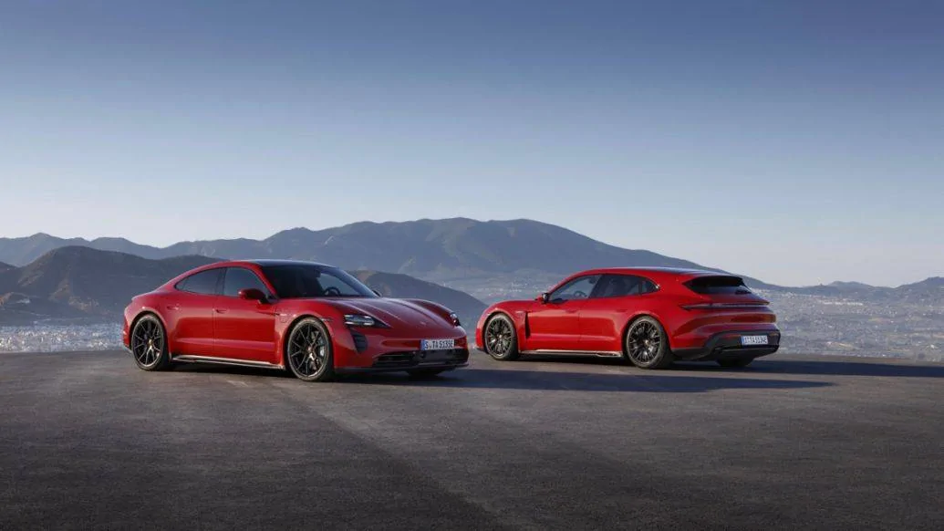 Porsche Taycan Official Porsche Announcement: PCM Update Coming to All Model Years w/ Faster Charging, Infotainment Improvements and Range Bump 6_1