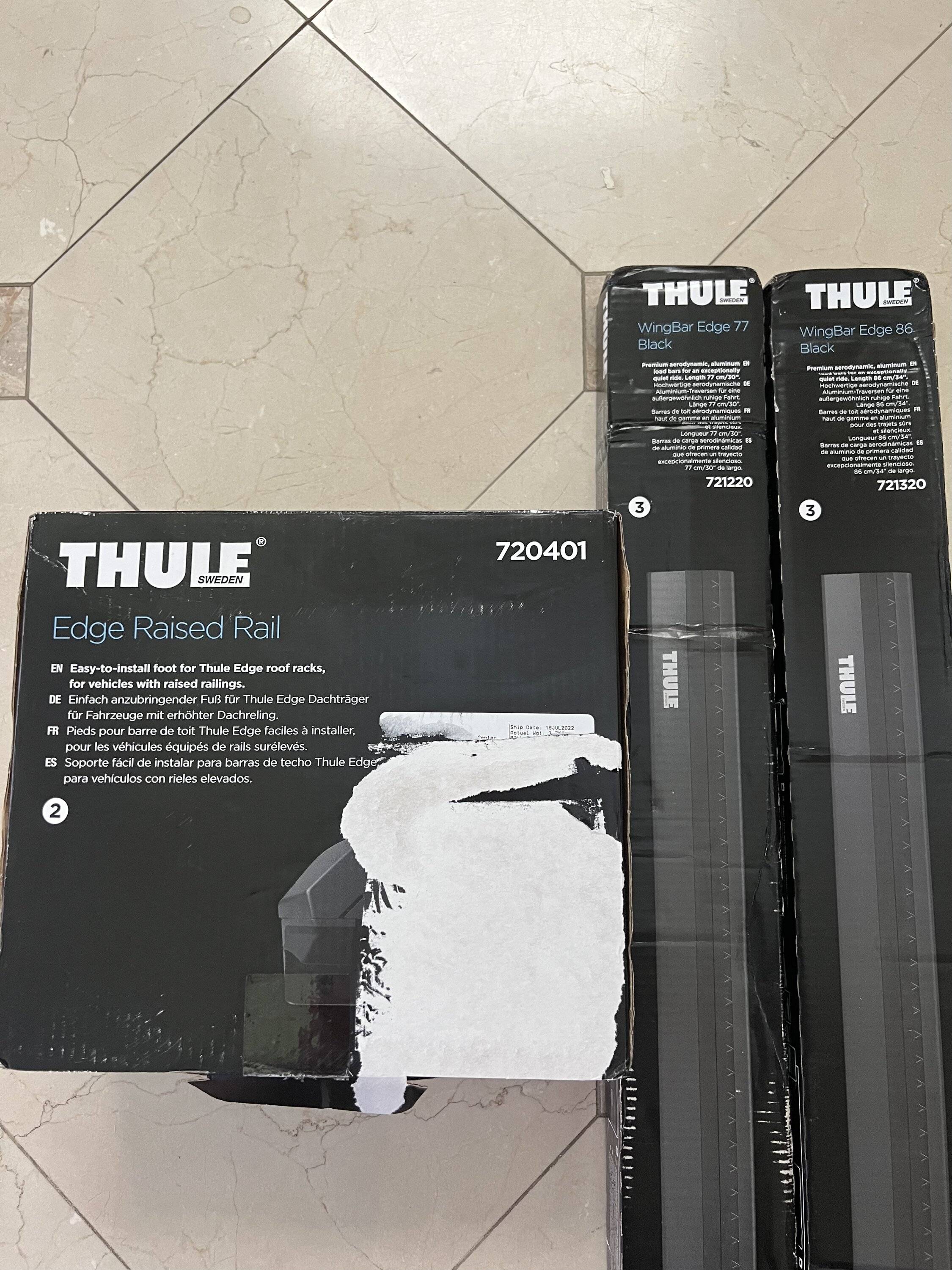 Porsche Taycan Taycan CT4 w/ 2021 vs 2022 Thule Wingbar Edge , Thule Vector M roofbox 4D12A2D5-2C93-4D9E-902A-F46CD06D0E83