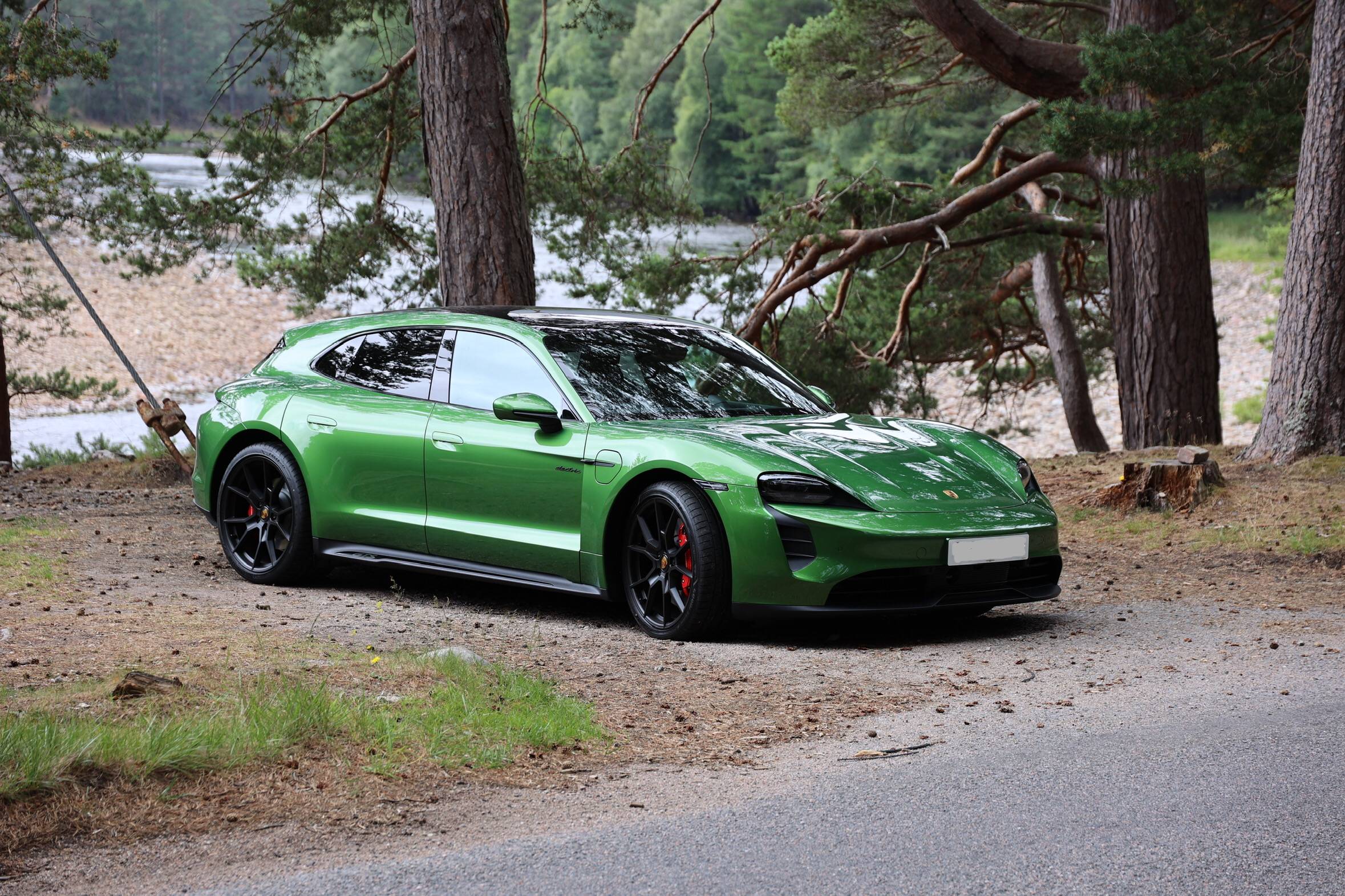 Porsche Taycan ST GTS collection day today! 7FFE4ED9-5421-4695-8388-F555DE83259E