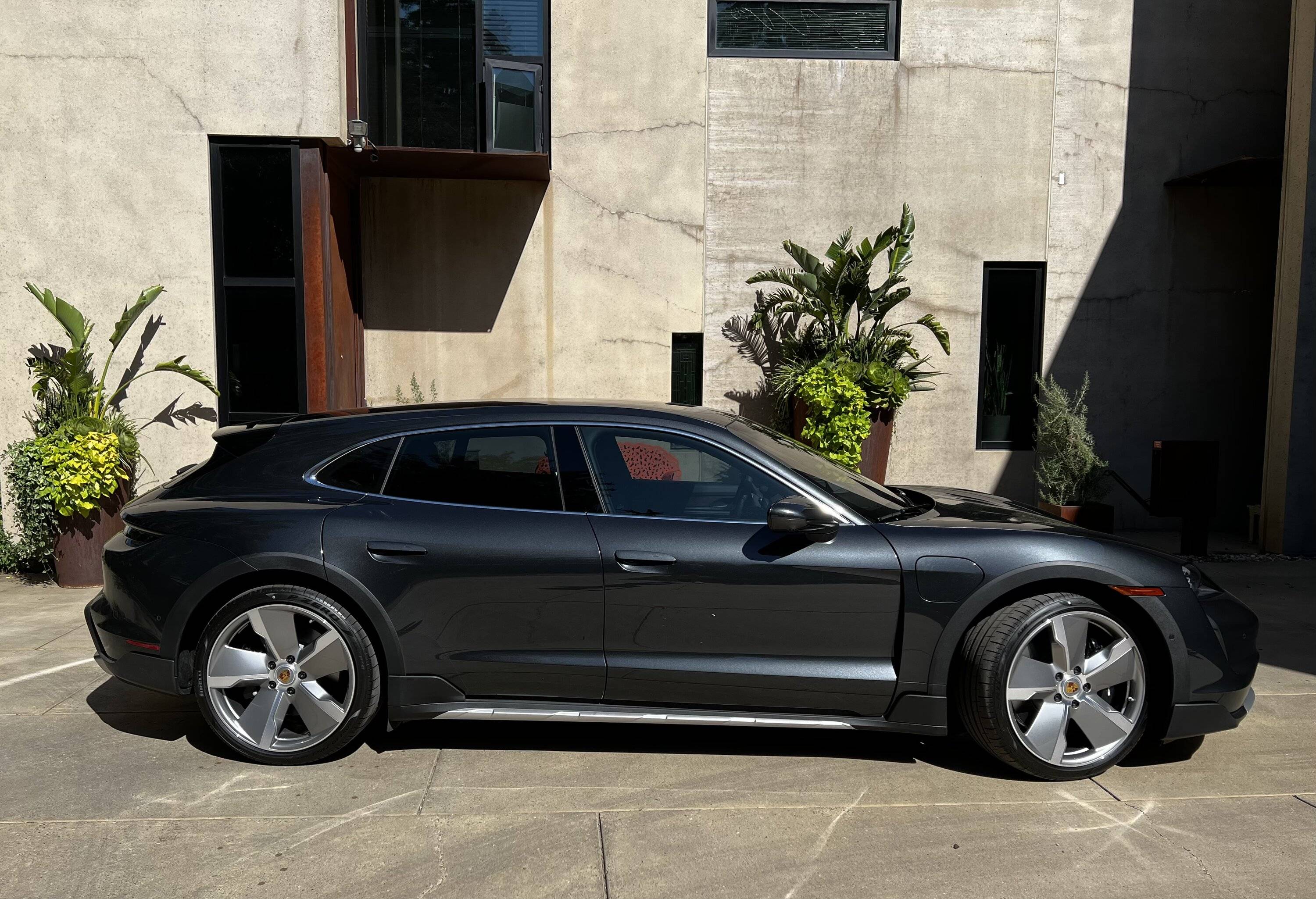 Porsche Taycan Volcanic grey or mamba green!!! ?? 02C89256-E9FF-444D-938B-488A2C25C1A7