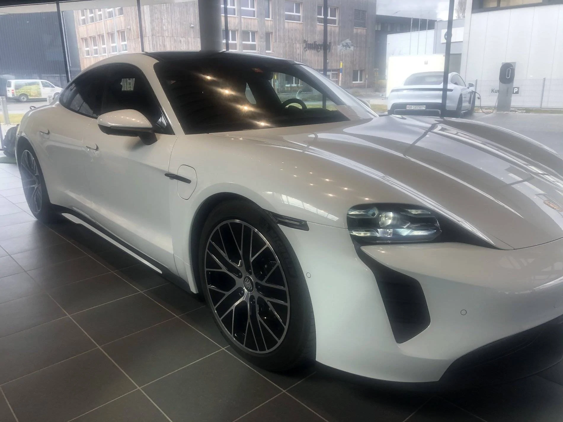 Porsche Taycan Lucky day - 13.3.2020 E4D368D5-DCF3-4D95-90E2-63700C74F970