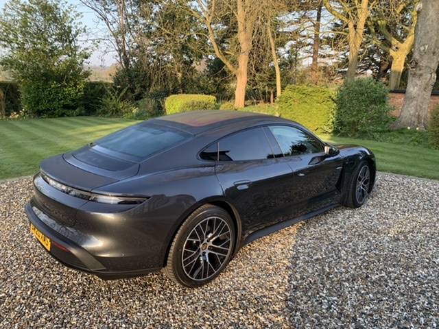 Porsche Taycan Received my Taycan 4S in UK! 55B1E610-9958-4686-A4B0-DB5C236E0BDE