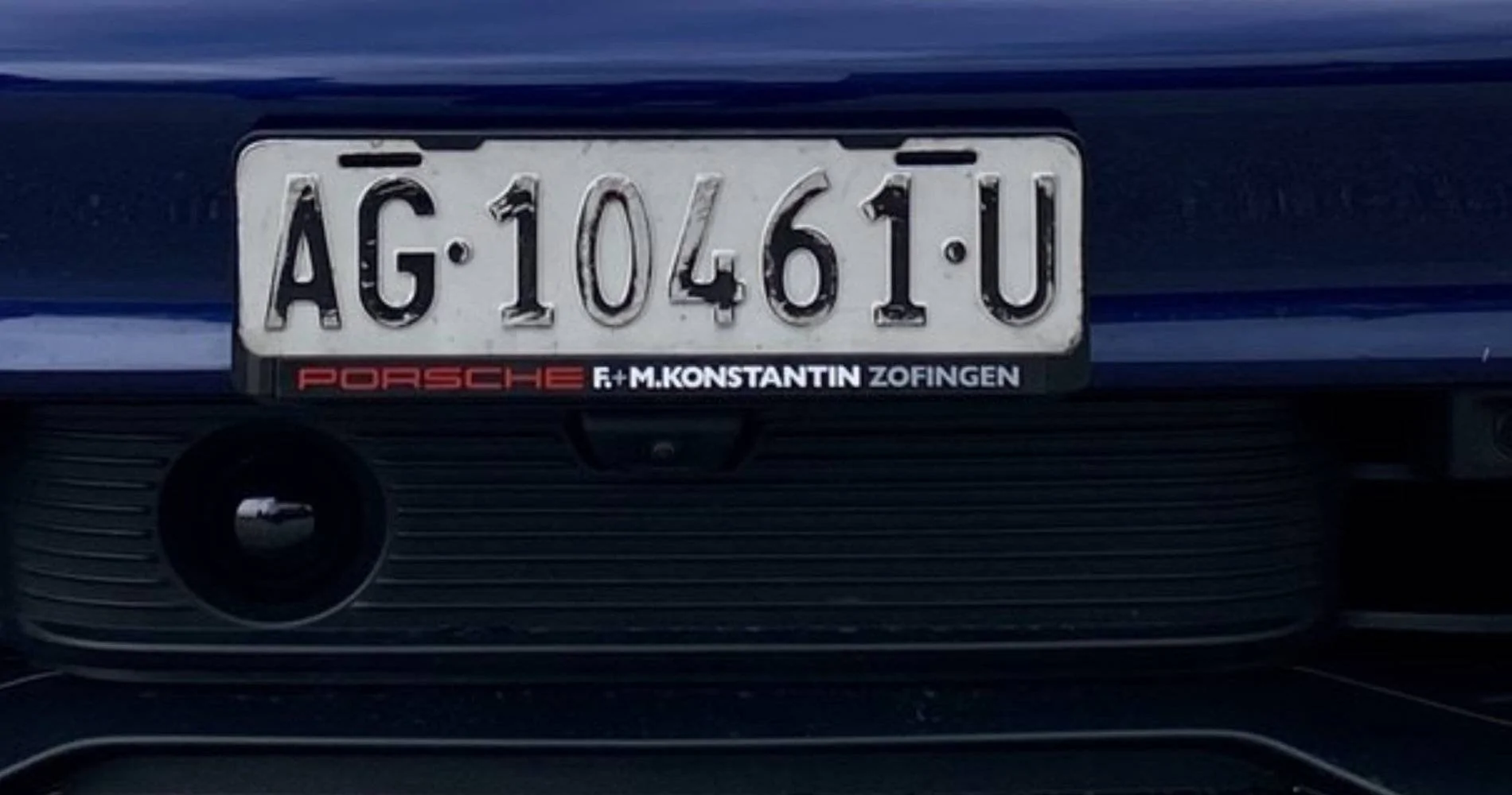 Porsche Taycan Number plate backing size E0780F65-29C6-43E7-9214-1CD1878BC0E3