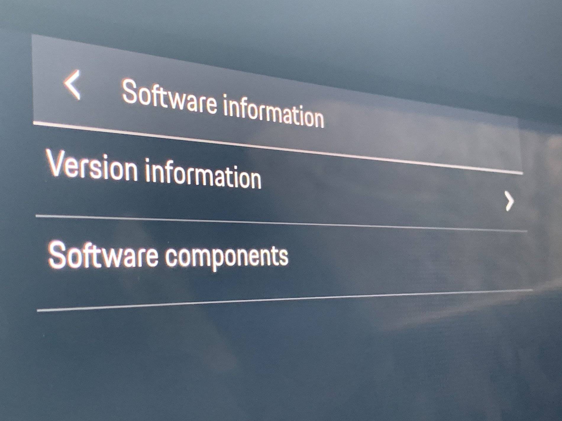 Porsche Taycan Software Update at the Porsche Center 2B1C6191-594C-43FE-B42B-3CD1F49B76F4