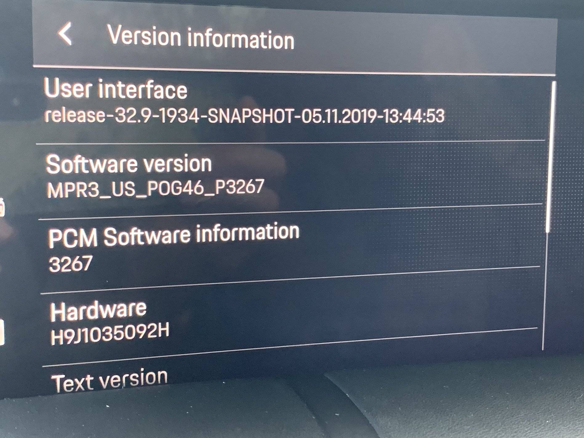 Porsche Taycan Software Update at the Porsche Center A5646CA6-D84C-4DD3-8A90-56163F0AB316