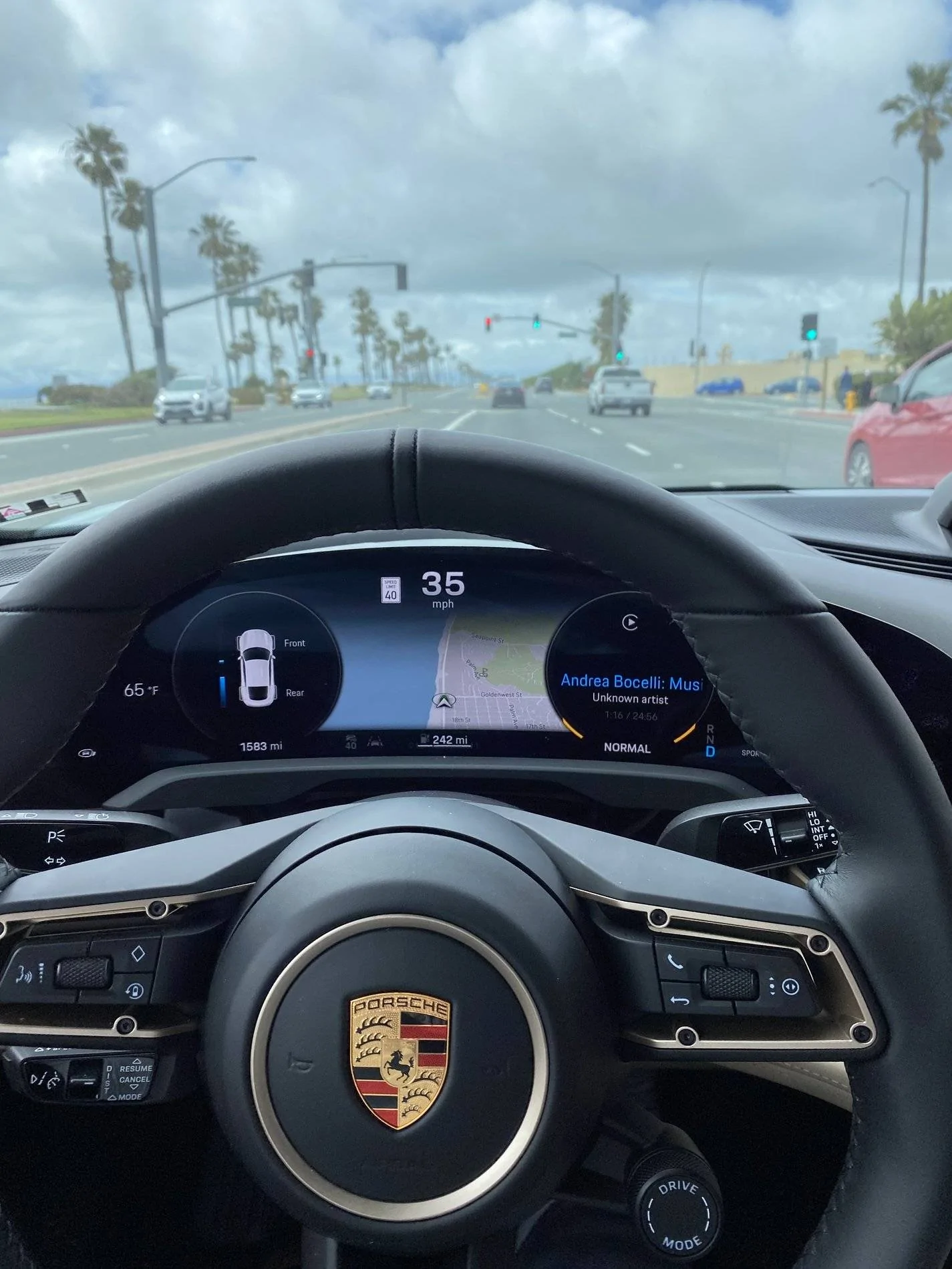 Porsche Taycan BLACK / JET BLACK Taycan Club 982D2470-B81C-4F3D-A741-EB33EE37316A