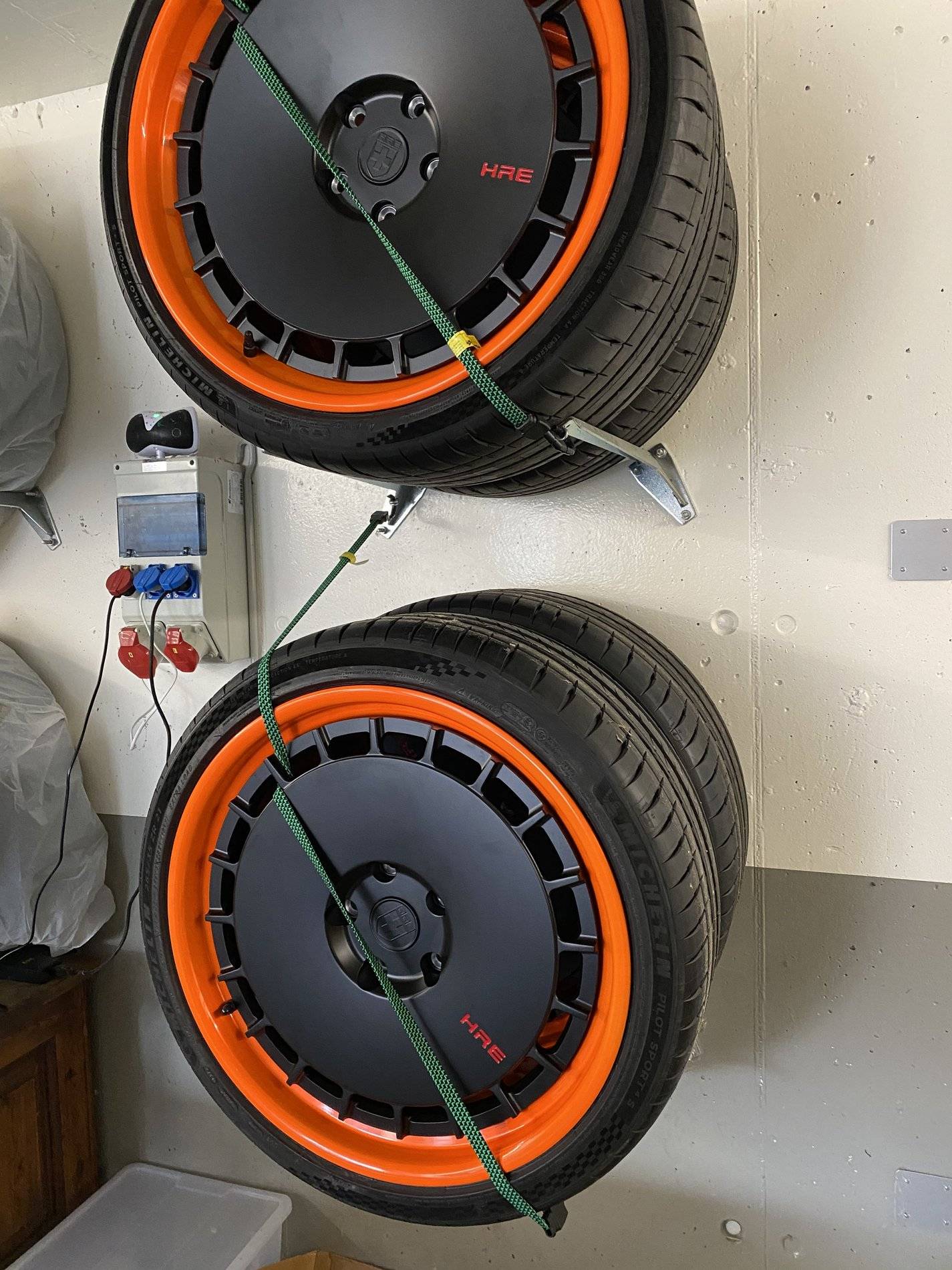 Porsche Taycan Aftermarket wheels for Taycan 65E2400A-2C5E-4603-99CF-02467A680563