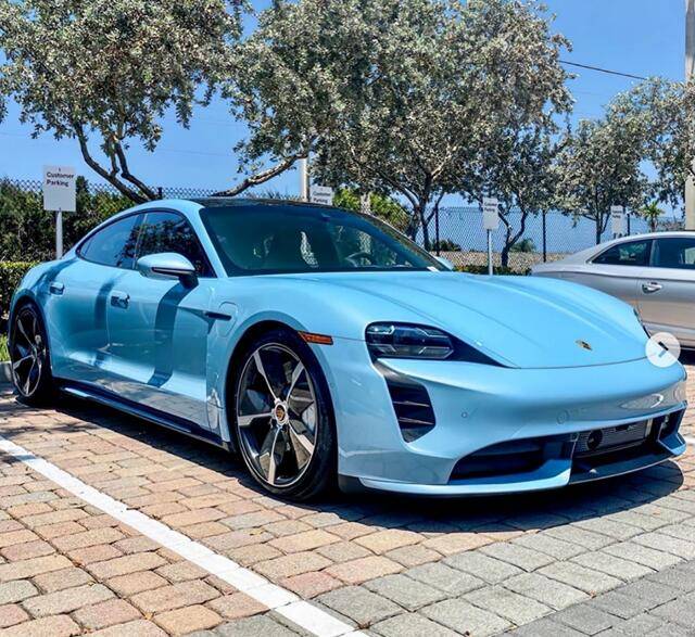 Porsche Taycan FROZEN BLUE Taycan Club AACC0211-AE5A-4DB9-AB39-7D806B0F6358