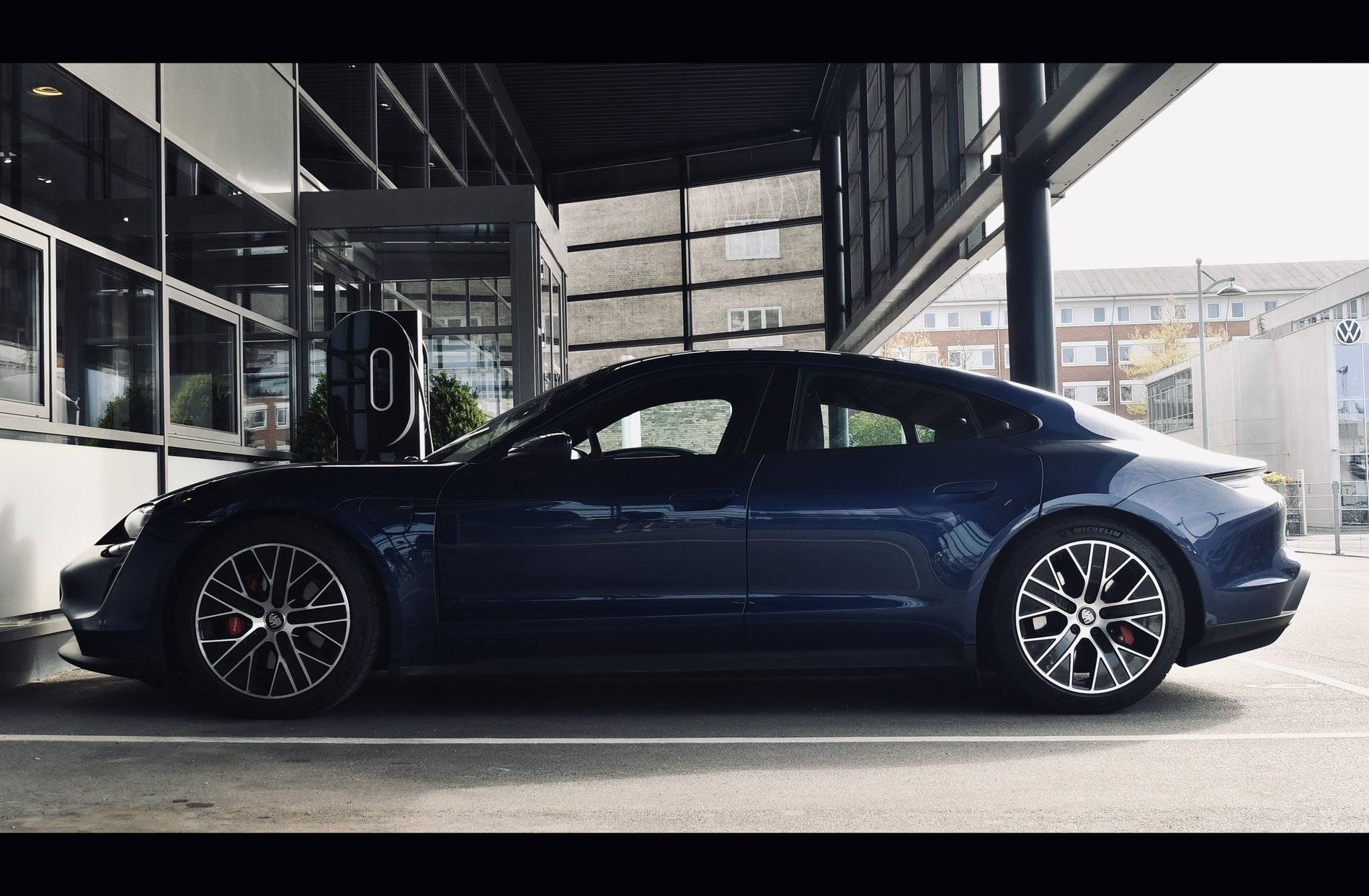 Porsche Taycan Long wait - Long drive - 4S shows what a fantastic car it truly is. fullsizeoutput_6444