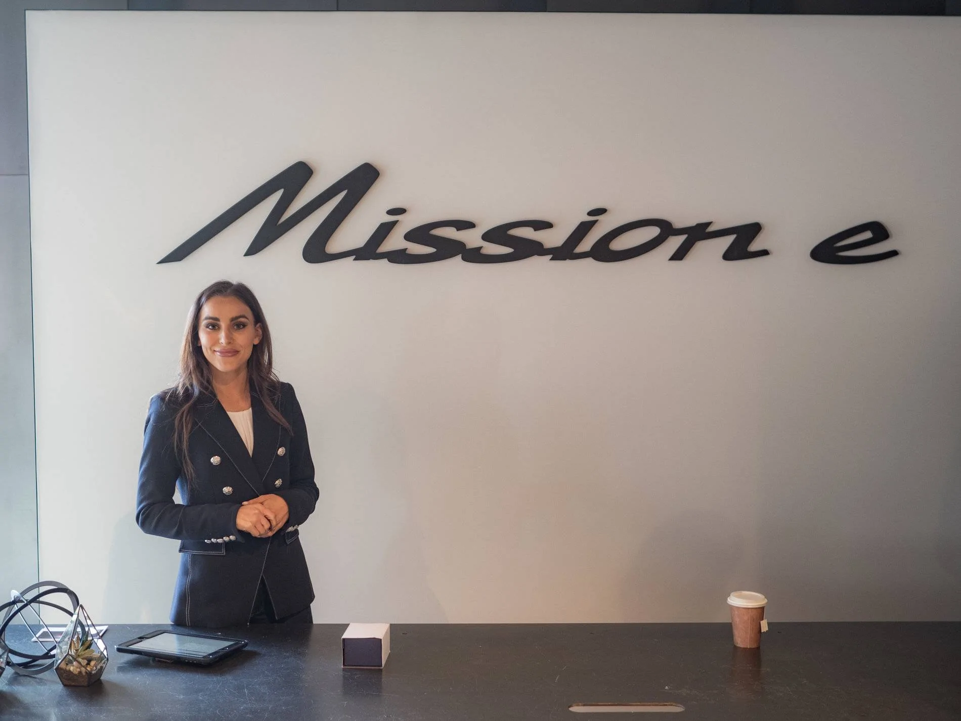 Porsche Taycan 2018 Mission E New York Event EM584633